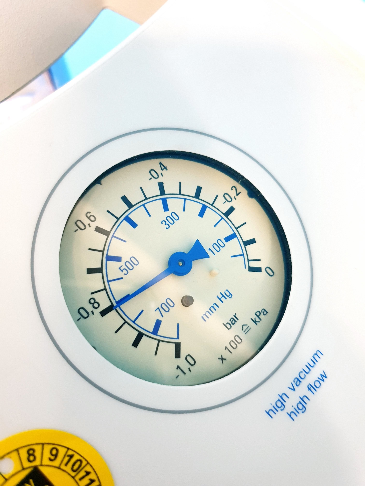 Atmos – C 361 // C361 – mit Behälter Chirurgiesauger Absauger — image 1 of 7