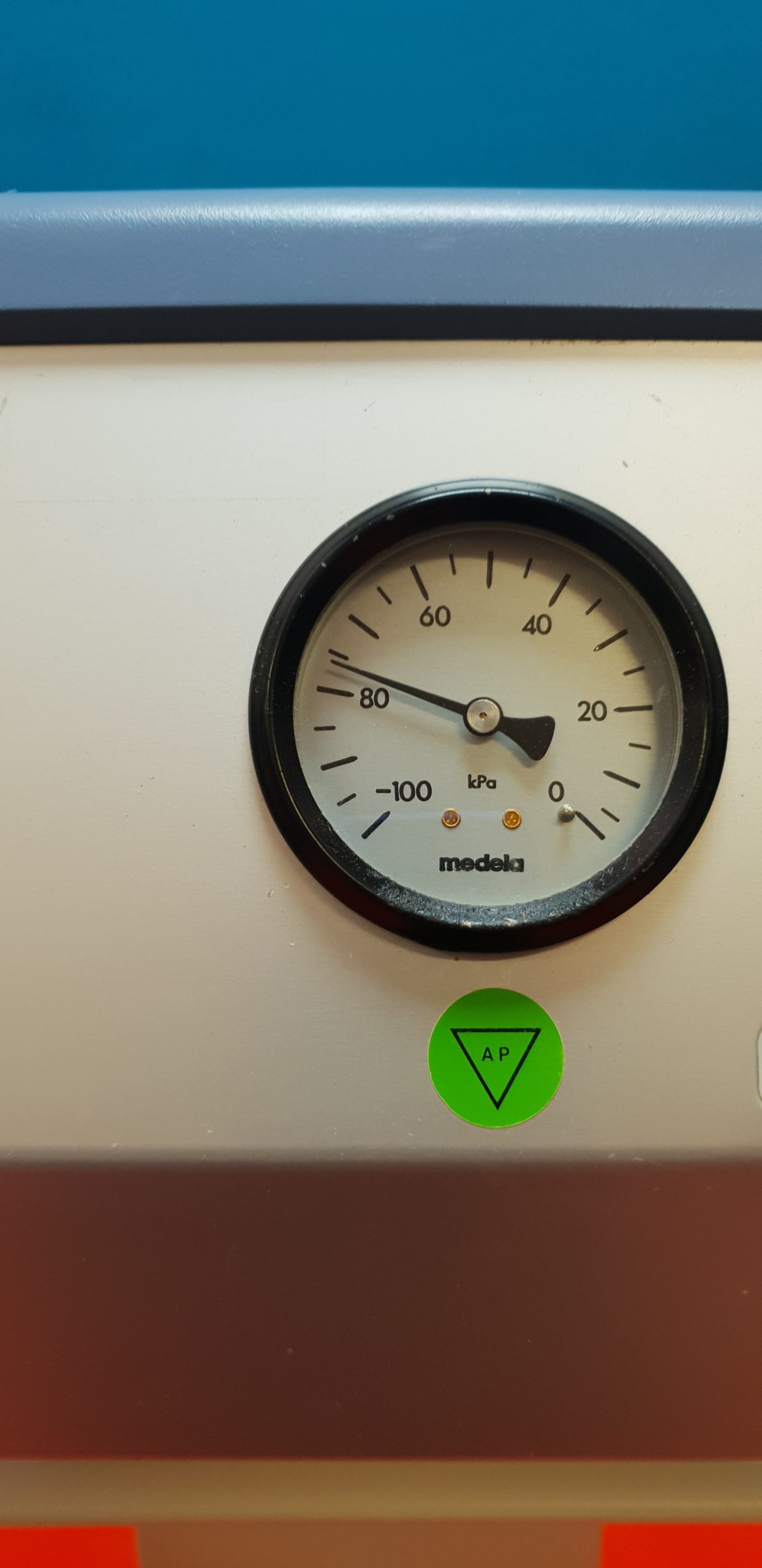 medela Median Sekretsauger Suction Unit thumbnail 3