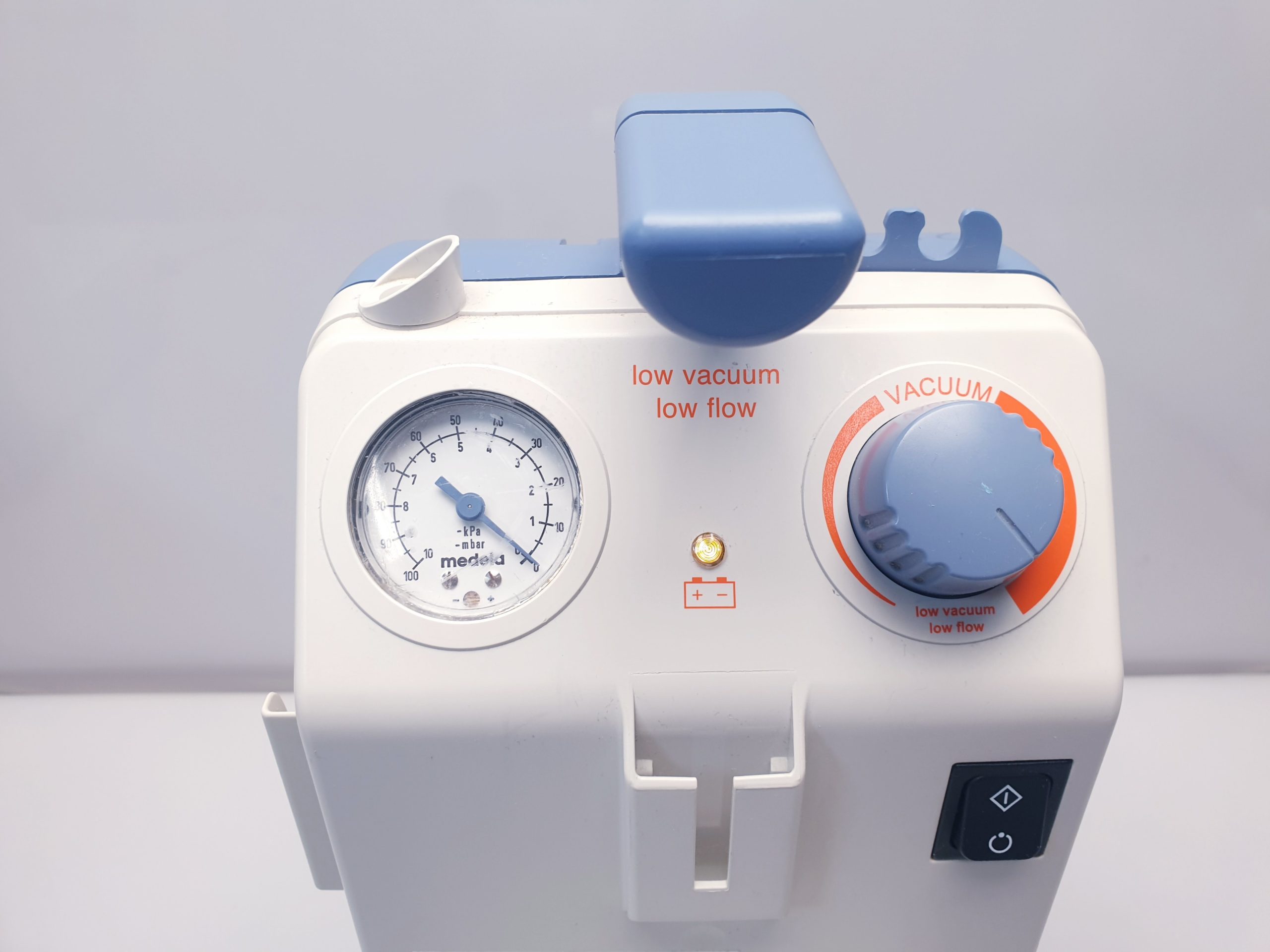Medela Vario 8 Suction Pump Absauggerät Absaugpumpe Sekretsauger Medela Typ 600.2631 thumbnail 6