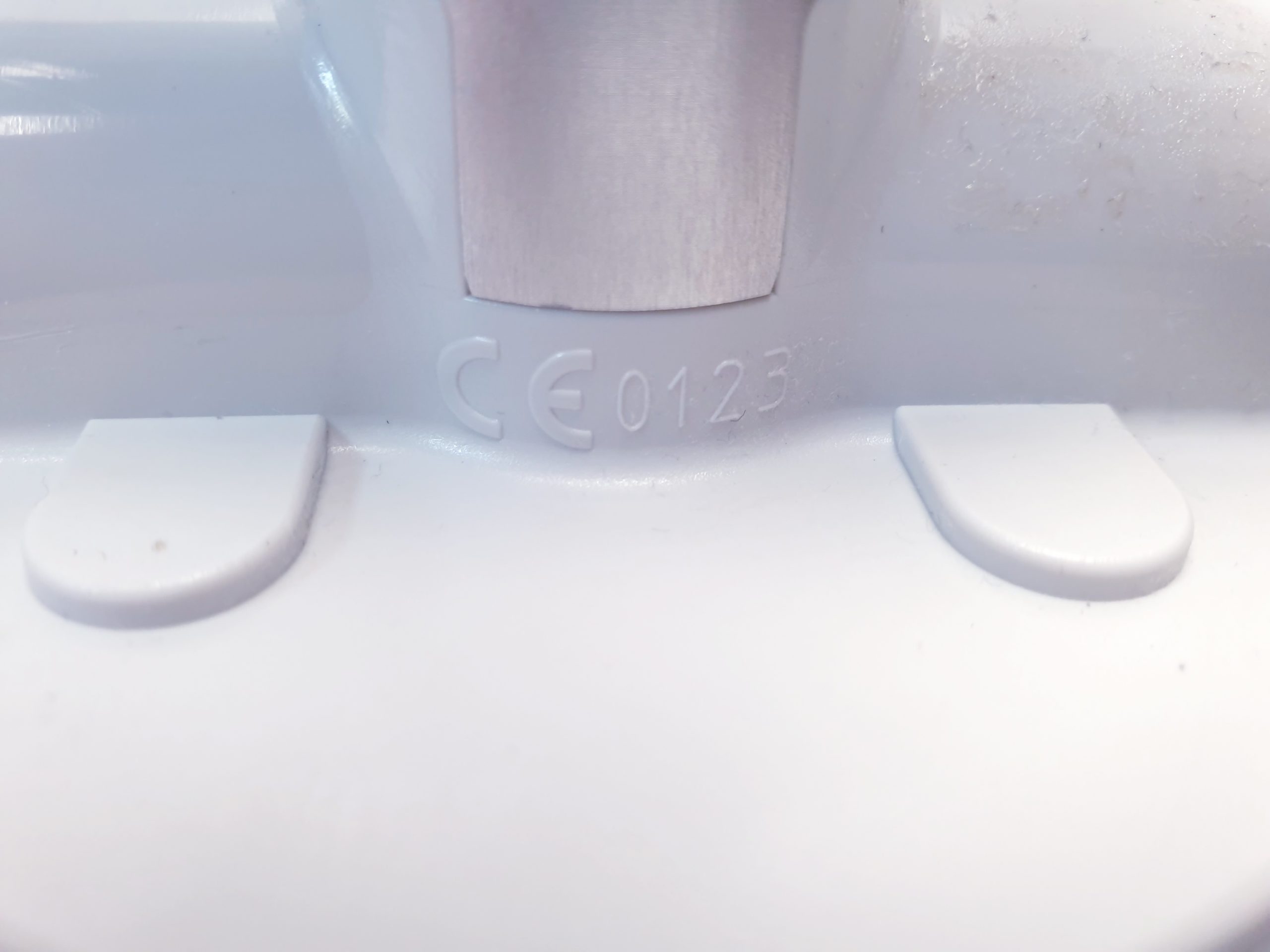 Medela vac low flow Absaugregler mit Manometer thumbnail 8