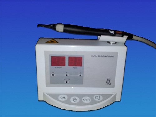 KaVo DIAGNOdent 2095 Laser zur Kariesfrüherkennung mit einer Sonde — image 1 of 4