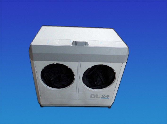 Dürr Duerr DL 24 Tageslichtvorsatz für XR 24 / Nova / Pro Röntgenentwickler — image 1 of 1