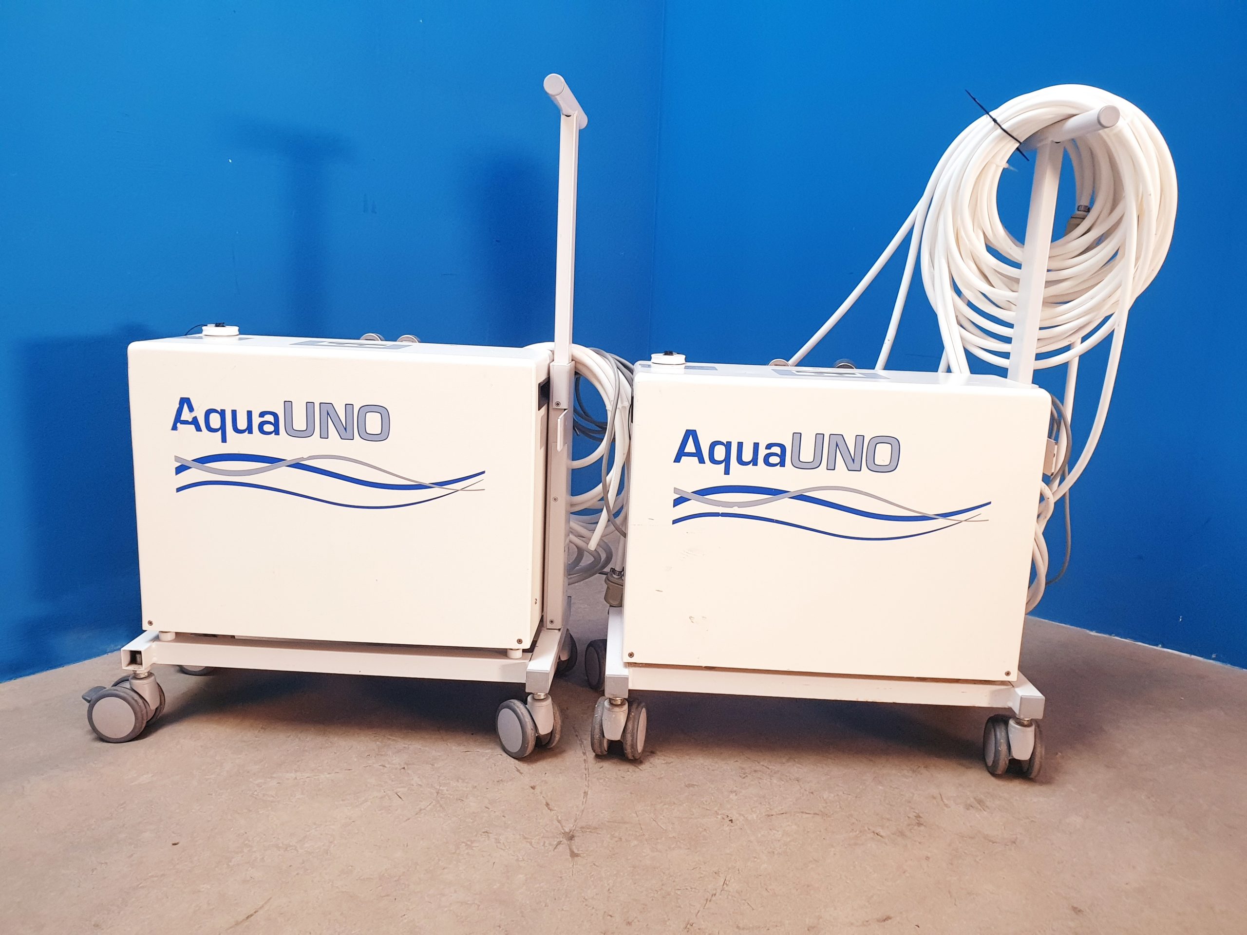 Fresenius AquaUno Osmose / Umkehrosmose mit Vorfilter Fahrbar — image 1 of 5