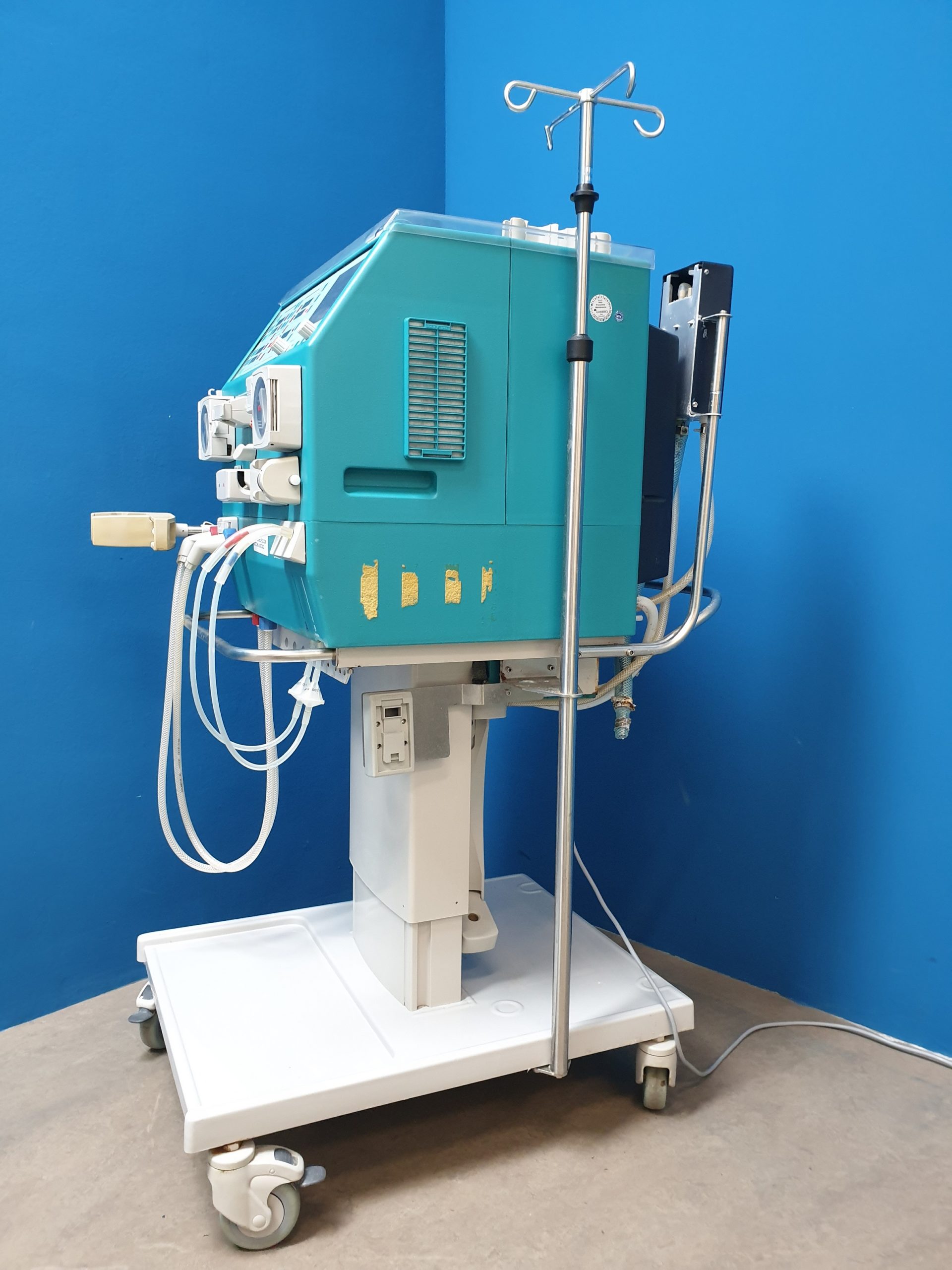 Gambro AK 200 ULTRA S // AK200 ULTRA S // Dialysegerät dialysis machine Hämofiltration Dialysesystem — image 1 of 4