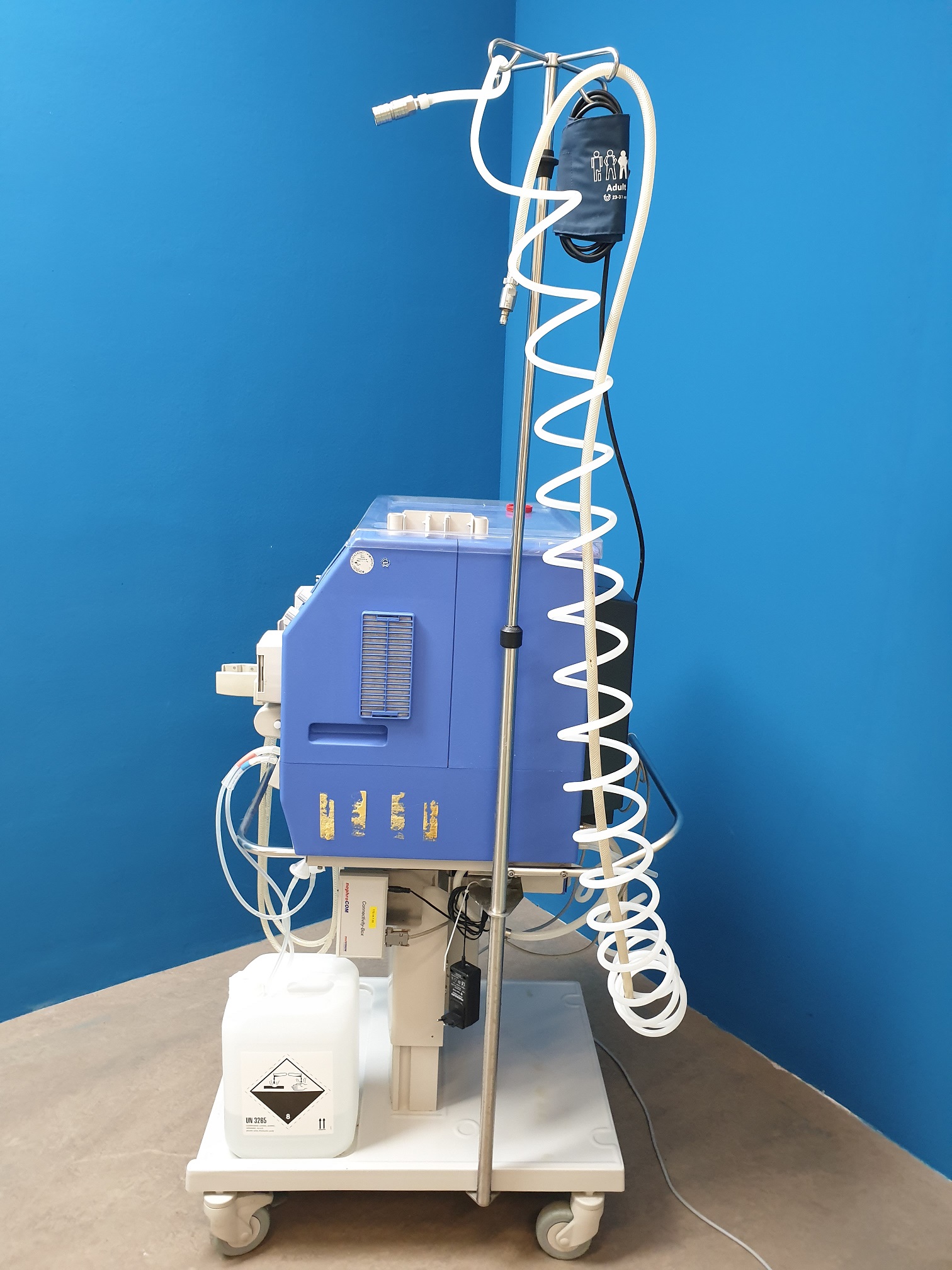 Gambro AK 200 S // AK200S // Dialysegerät dialysis machine Hämofiltration Dialysesystem thumbnail 2