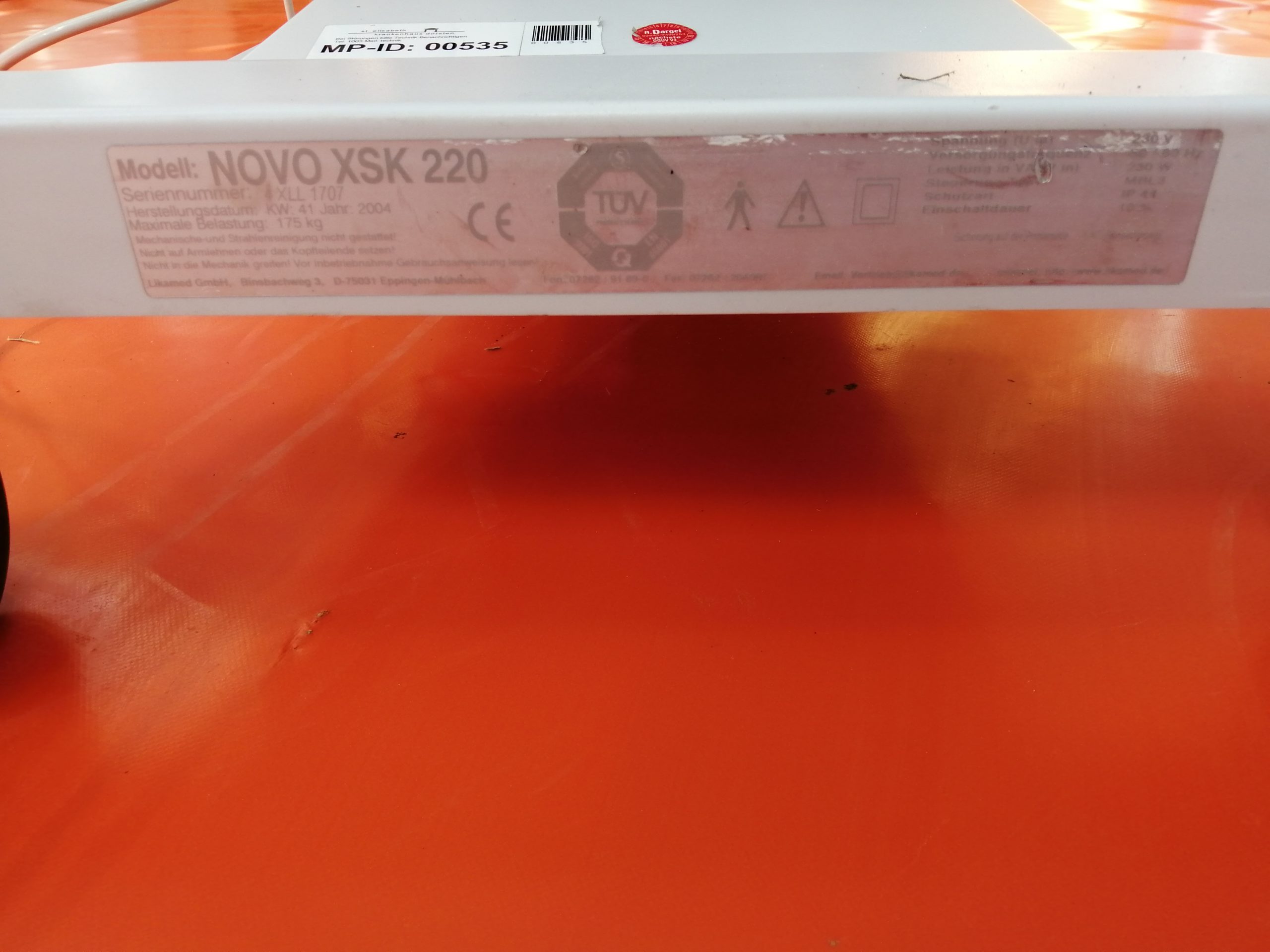LIKAMED NOVO XSK 220 motorisierte Liege // für Dialyse , Untersuchung, …. thumbnail 6