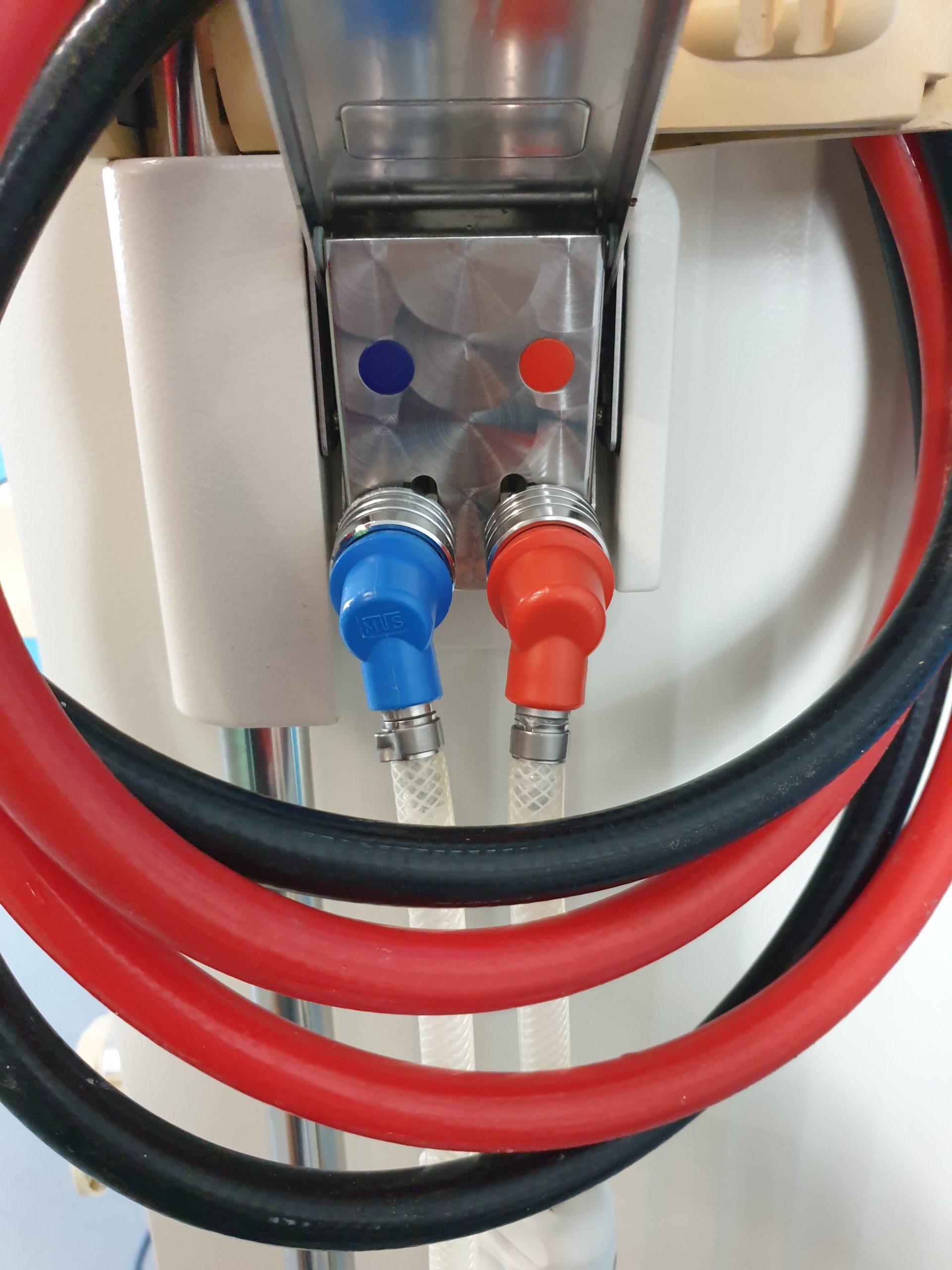 FRESENIUS 4008 H // 4008H Dialysegerät Dialysis Hemodialysis machine Dialyse thumbnail 2