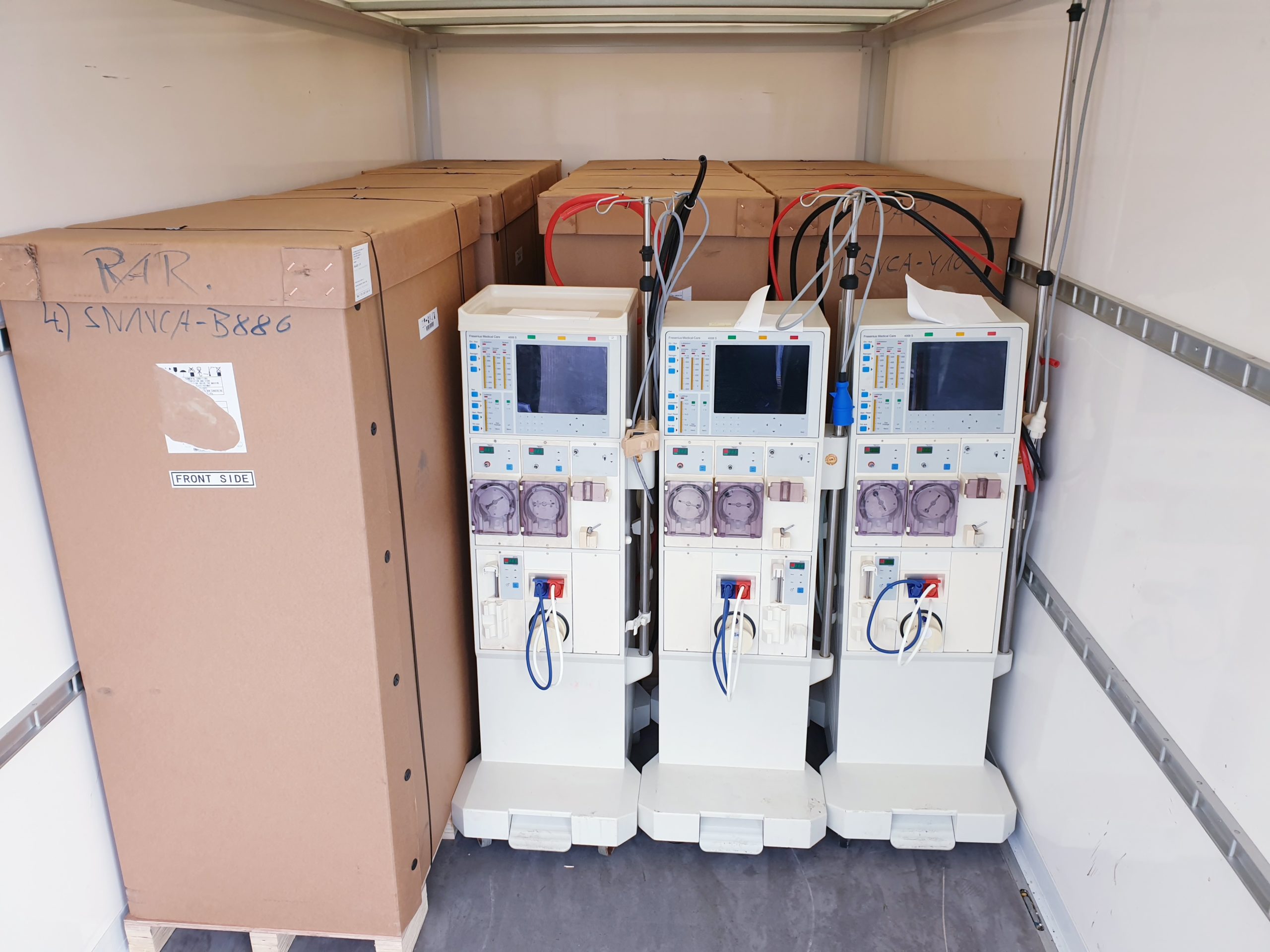 FRESENIUS 4008S Dialysegerät Dialysis Hemodialysis machine Dialyse — image 1 of 5
