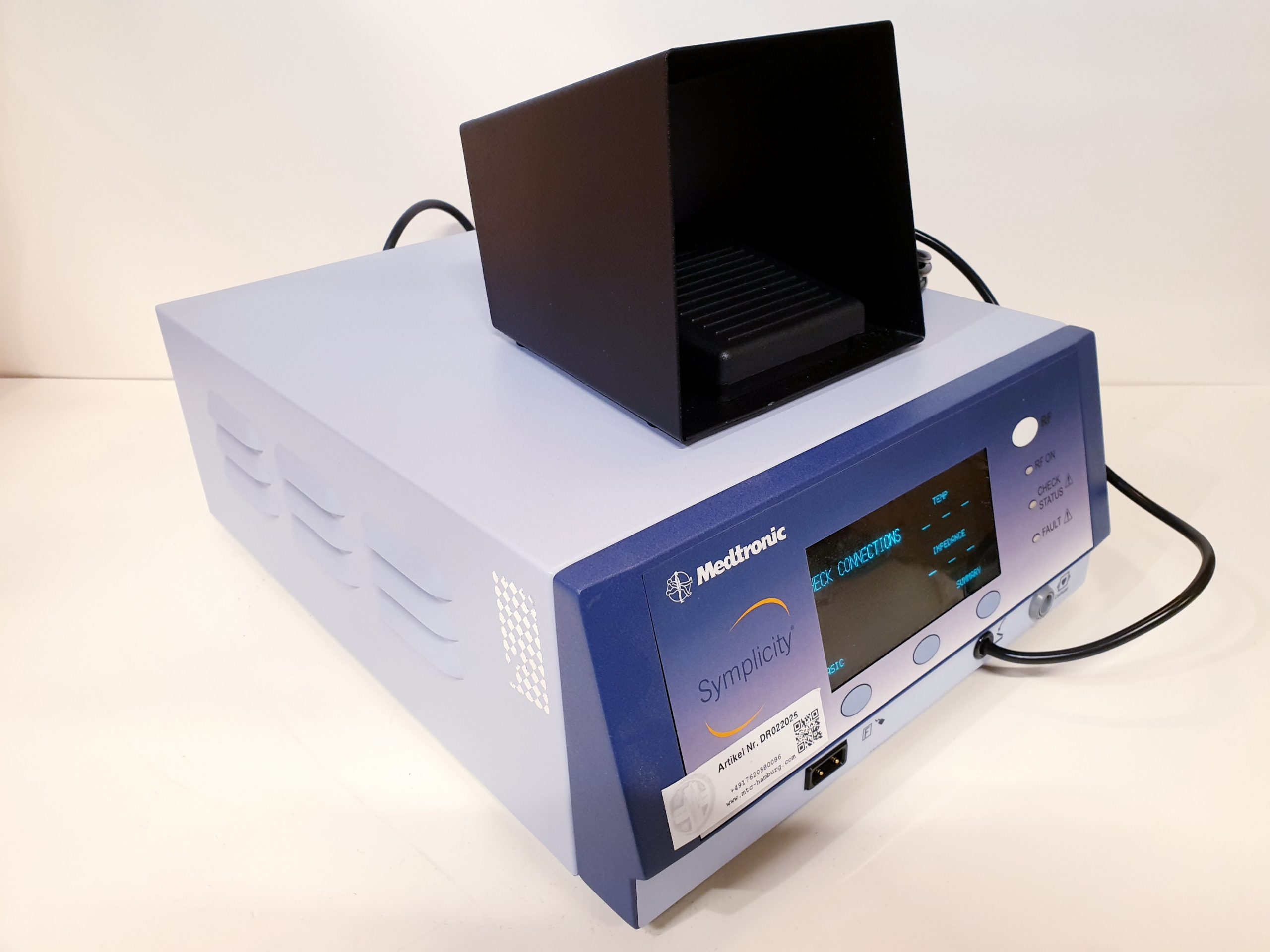 Medtronic Symplicity Generator G2 mit Fußpedal — image 1 of 9