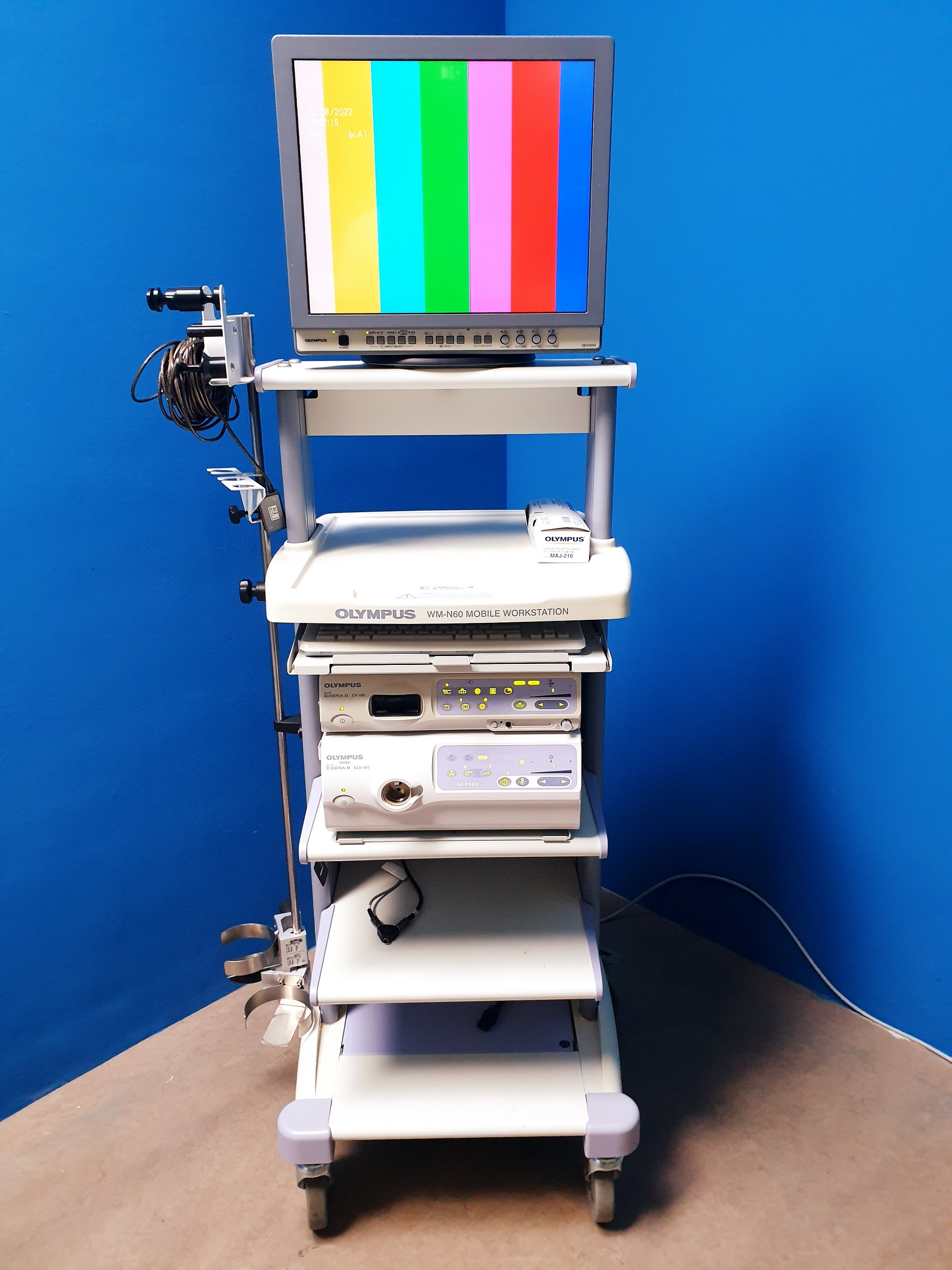 Olympus CV 180 + CLV180 Turm Endoskopie-Systeme — image 1 of 7
