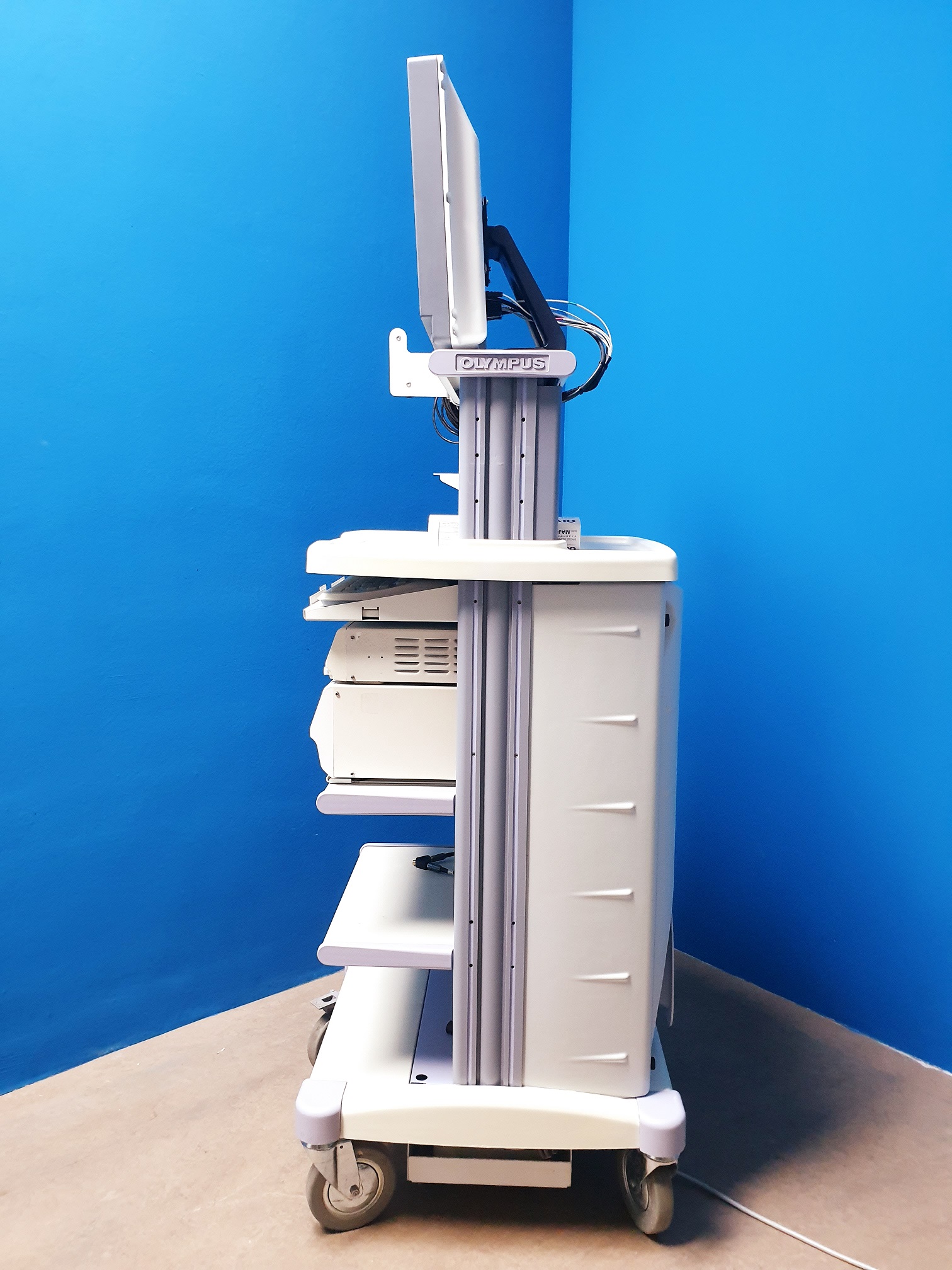 Olympus CV 180 + CLV180 Turm Endoskopie-Systeme thumbnail 6