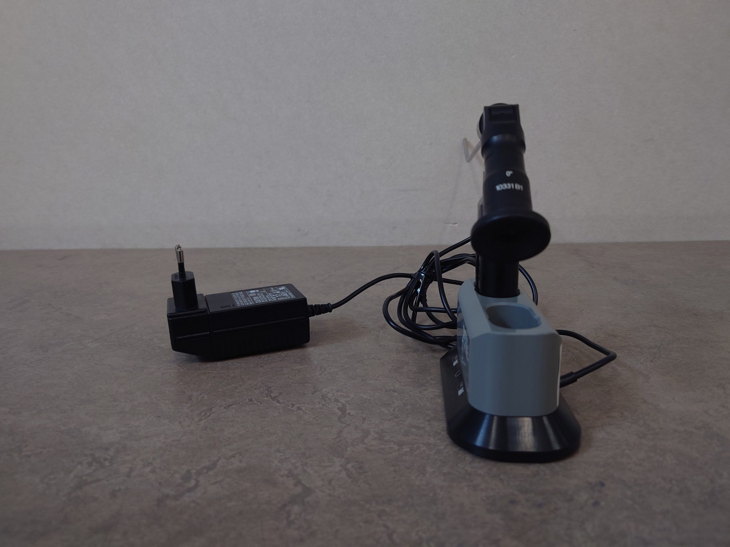 Karl Storz 10331B1 0 Grad Intubationsendoskop + 11301 DF + 11301 DG Ladestation thumbnail 3