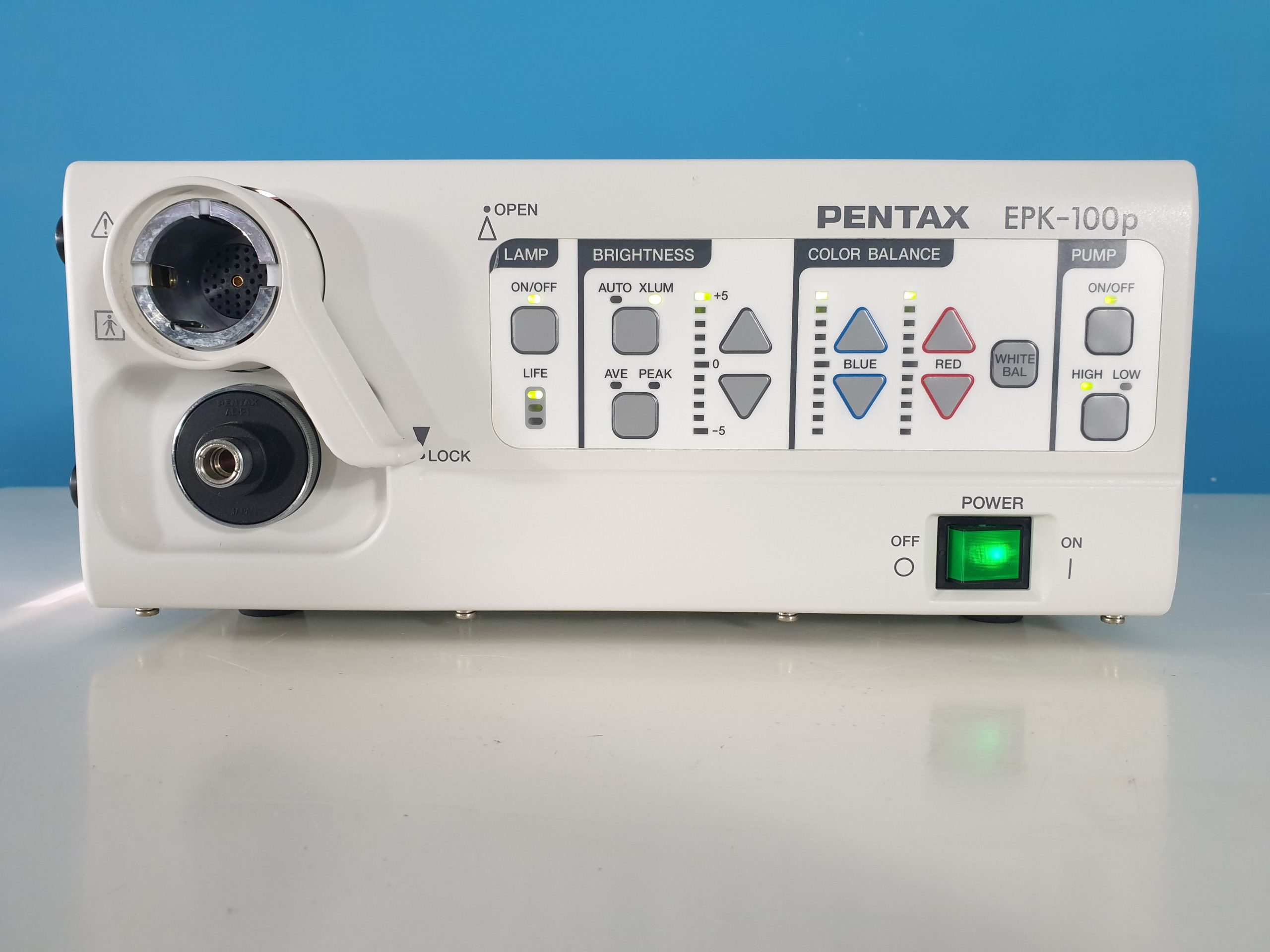 Pentax EPK-100p Videoprozessor Prozessor für die Endoskopie — image 1 of 3