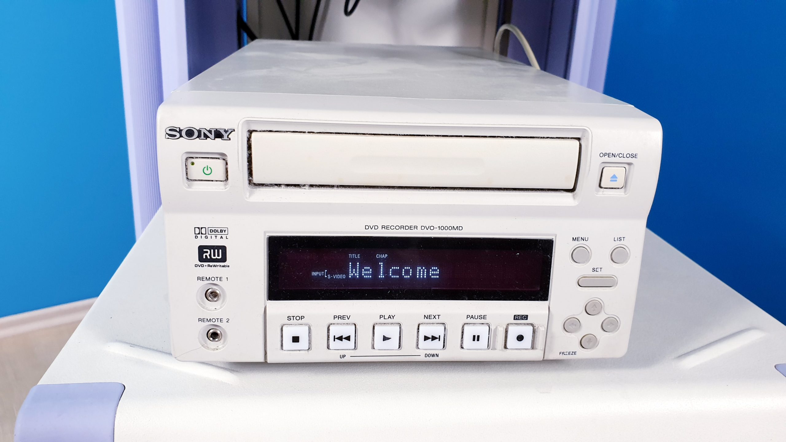 Olympus Prozessor CV-170 – CF-H170L Videokolonoskop – Sony Monitor LMD-2451MD – Spülpumpe OVP-2 -DVD Recorder DVO-1000MD thumbnail 5