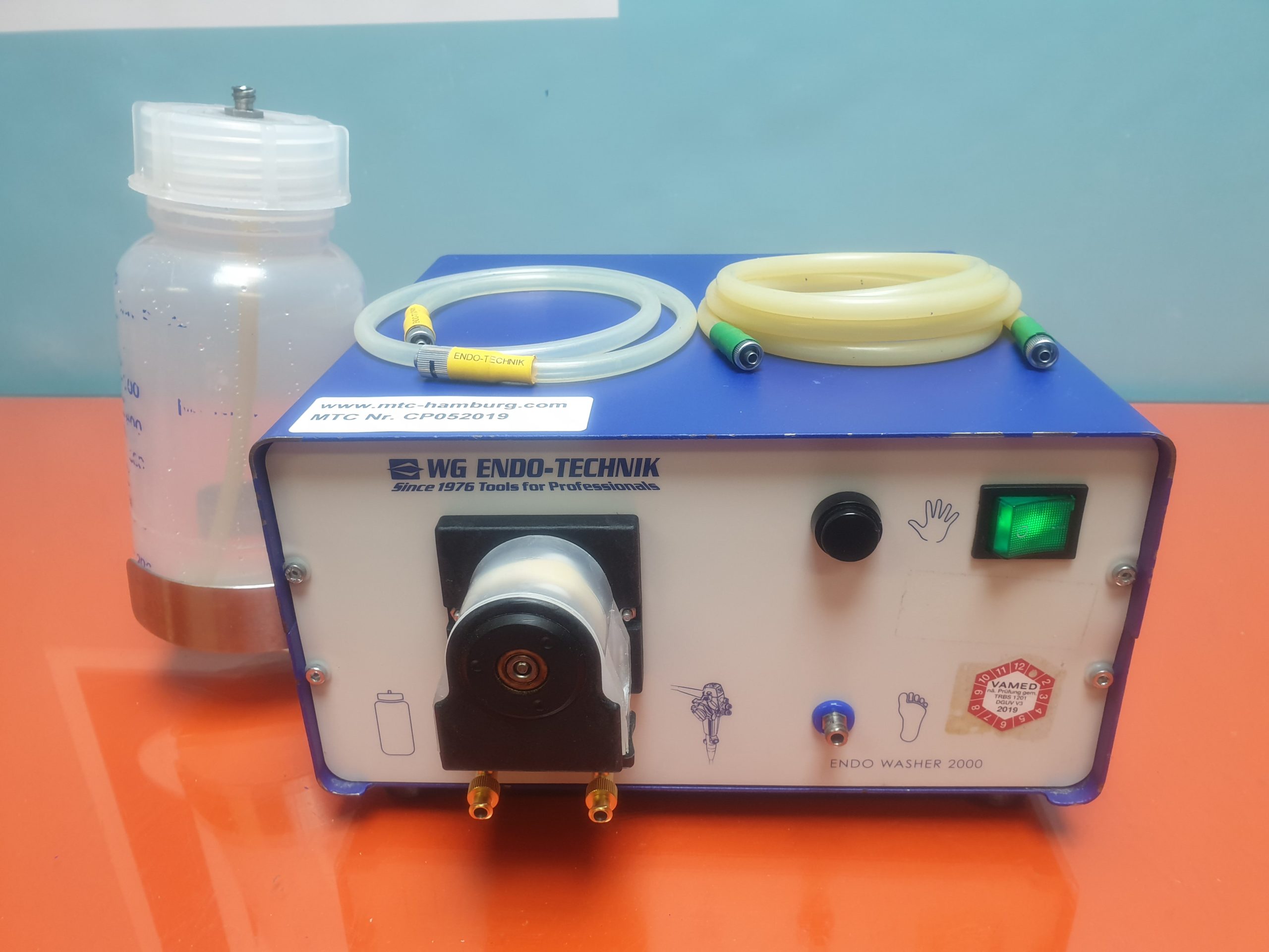 ENDO-TECHNIK Endo Washer 2000 Reinigungs- Und Desinfektionsgerät — image 1 of 6