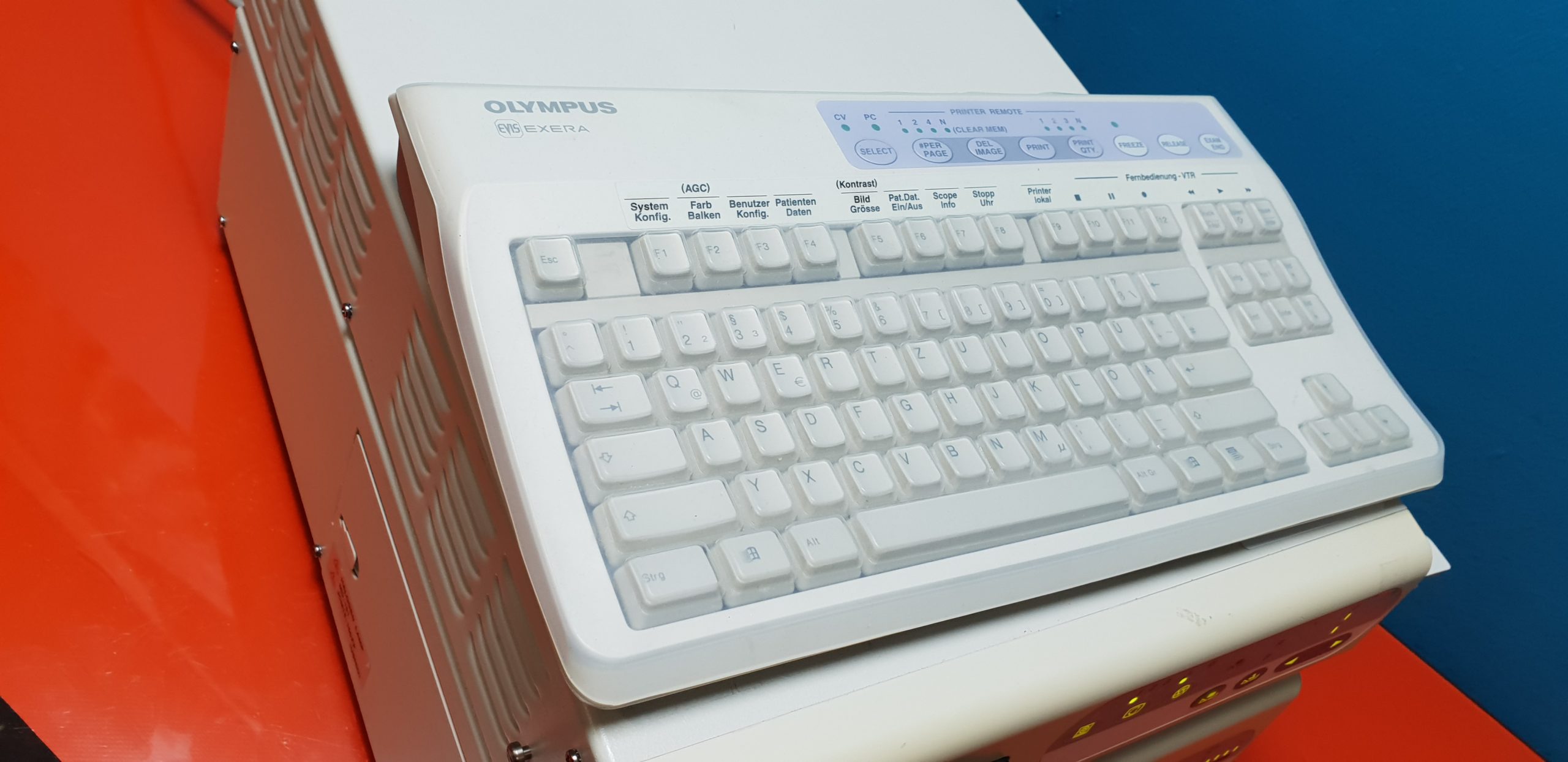 Olympus Exera II CV-165 , CLE-165 inkl. Tastatur + MAJ 1411 Light Control Cable thumbnail 3