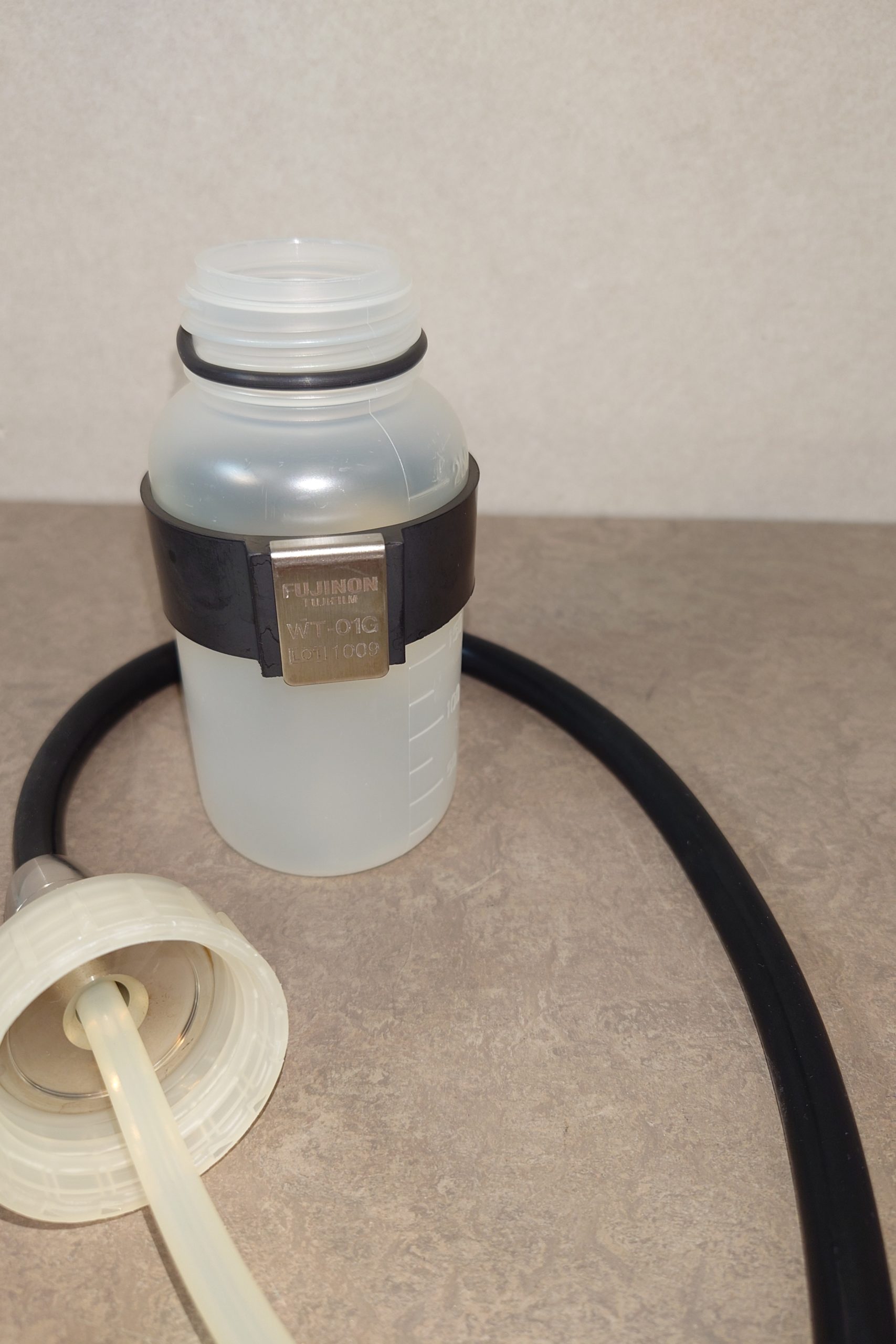 Fuji Fujinon WT-01G Wasserflasche für die Endoskopie thumbnail 2