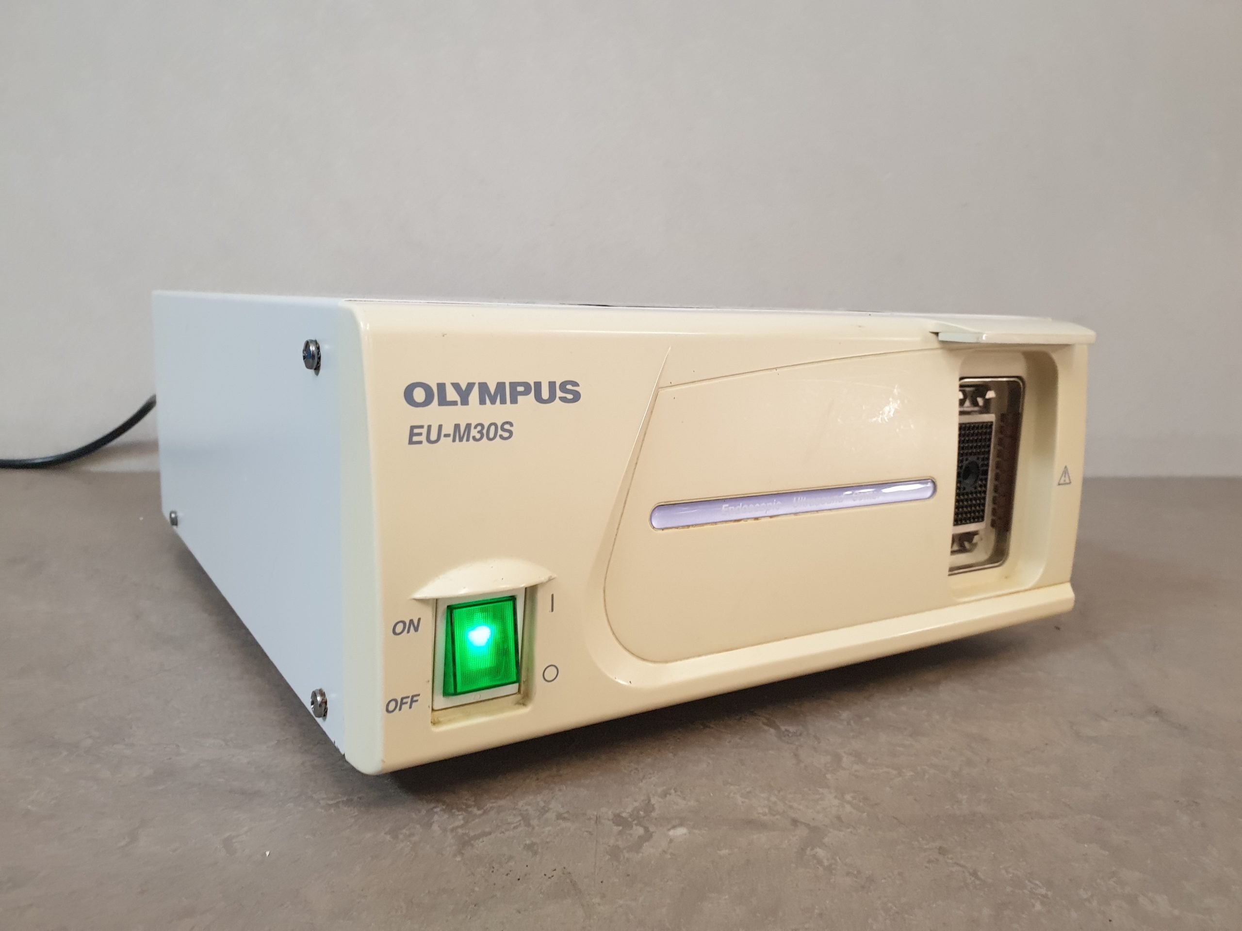 Olympus EU-M30S // EU M 30 S Ultrasound Center + Keyboard Endoscopic Ultrasound Processor & Keyboard thumbnail 4