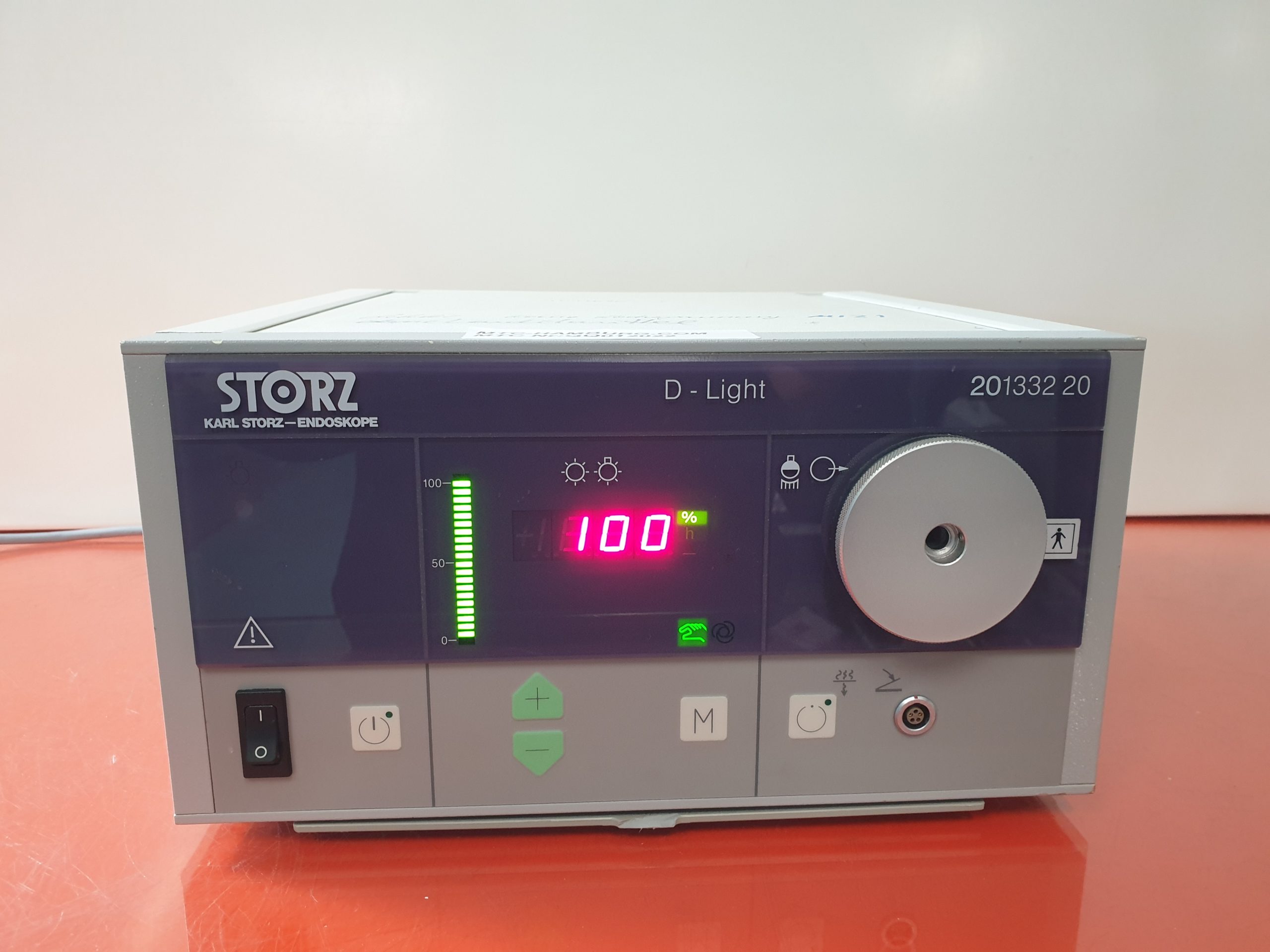 Karl Storz 201332 20 – 20133220 D-Light Light Source — image 1 of 2