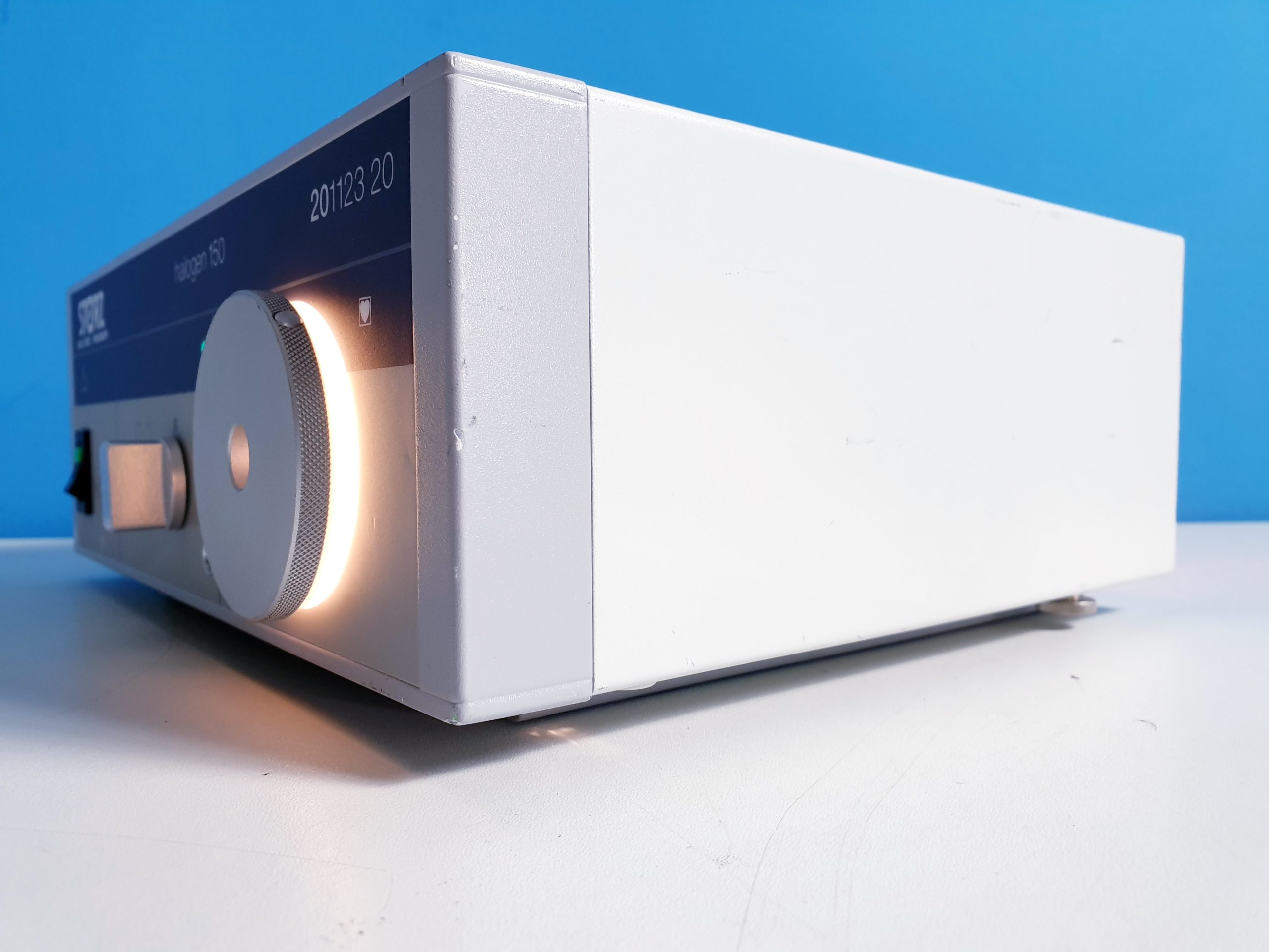 Karl Storz 20112320 // 201123 20 halogen 150 Kaltlichtquelle- Lichtquelle – Light Source thumbnail 2