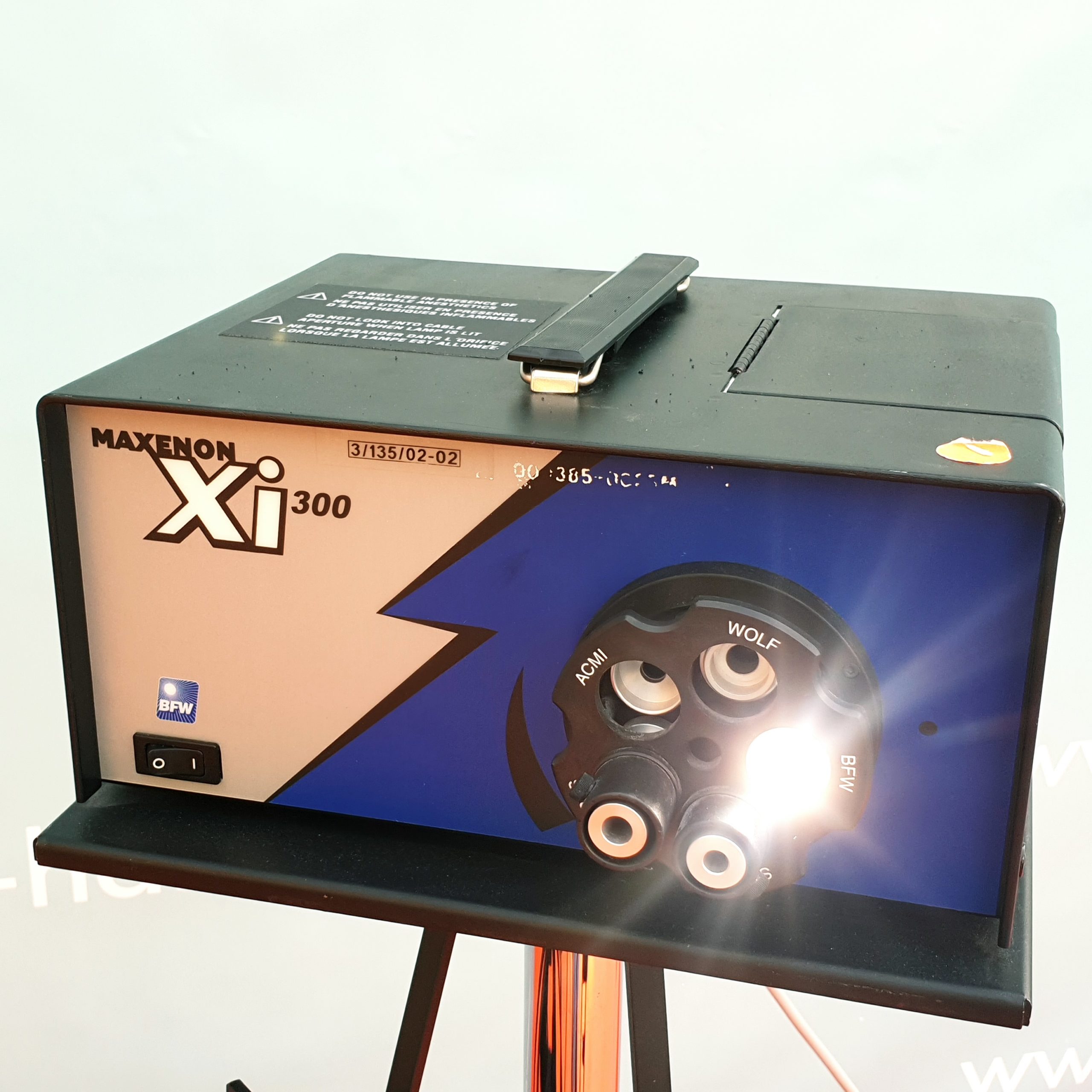 BFW Maxenon Xi 300 MID 3010 Light Source mit Kopfhaube // Lichtquelle // Fahrbar, auf Gestell , …. thumbnail 5