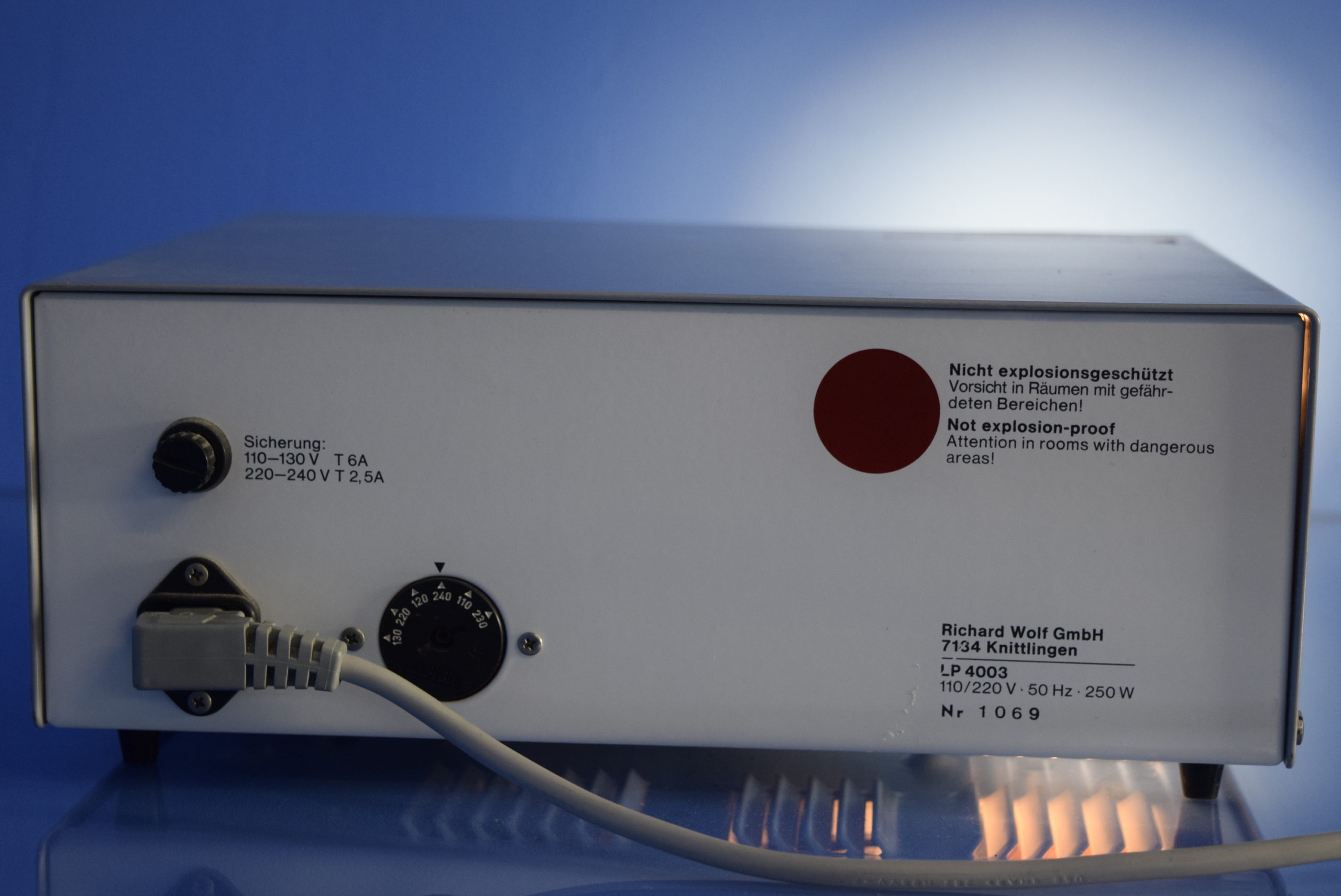 Richard WOLF RIWO LP 4003 Kaltlichtquelle — image 1 of 1