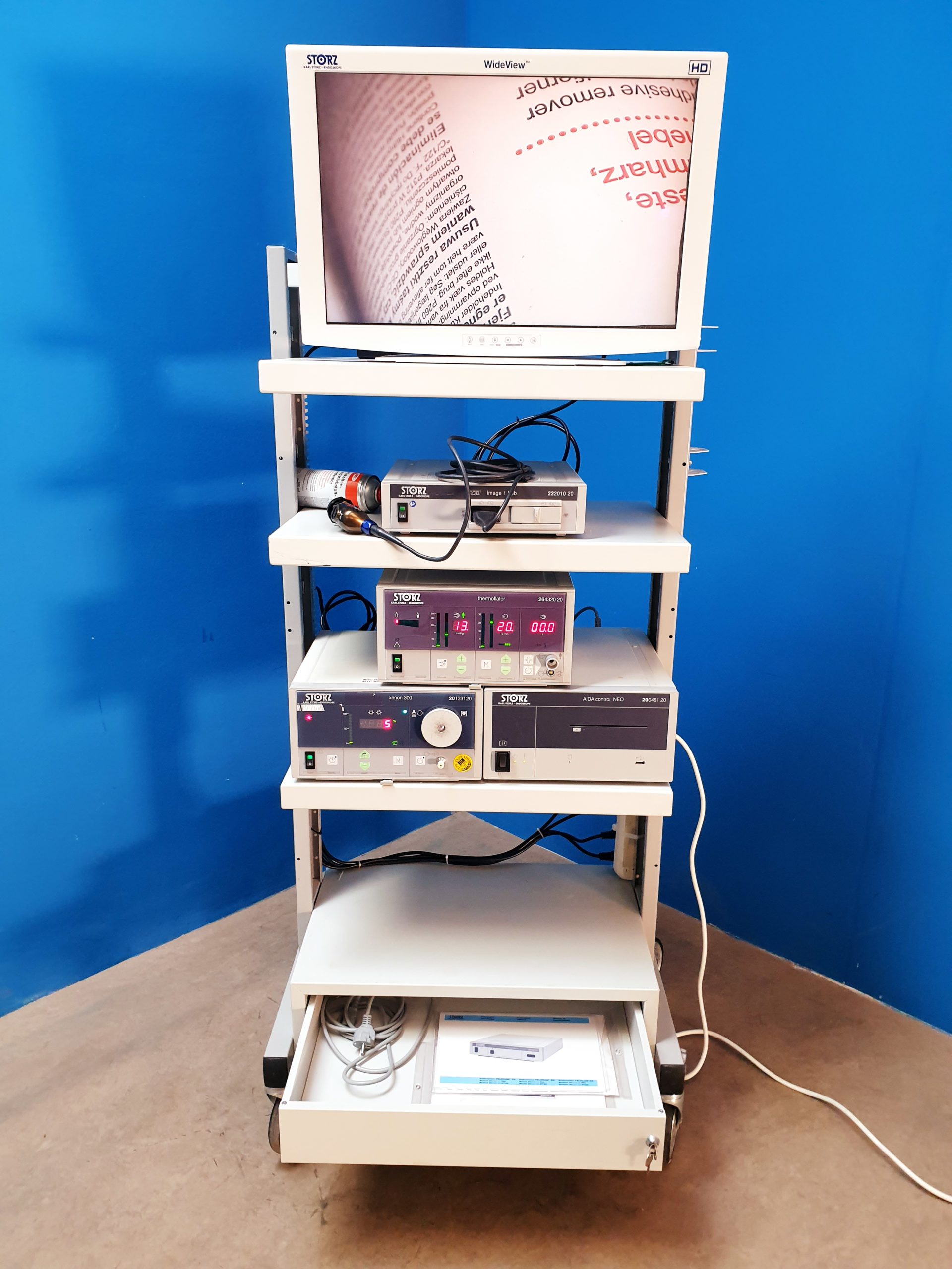 karl Storz Laparaskopie Turm / Image 1 hub 222010 20 + H3-Z Kamerakopf, 201330 20 Xenon 300, 264320 20 Thermoflator , 200461 20 Aida Control, …. thumbnail 11