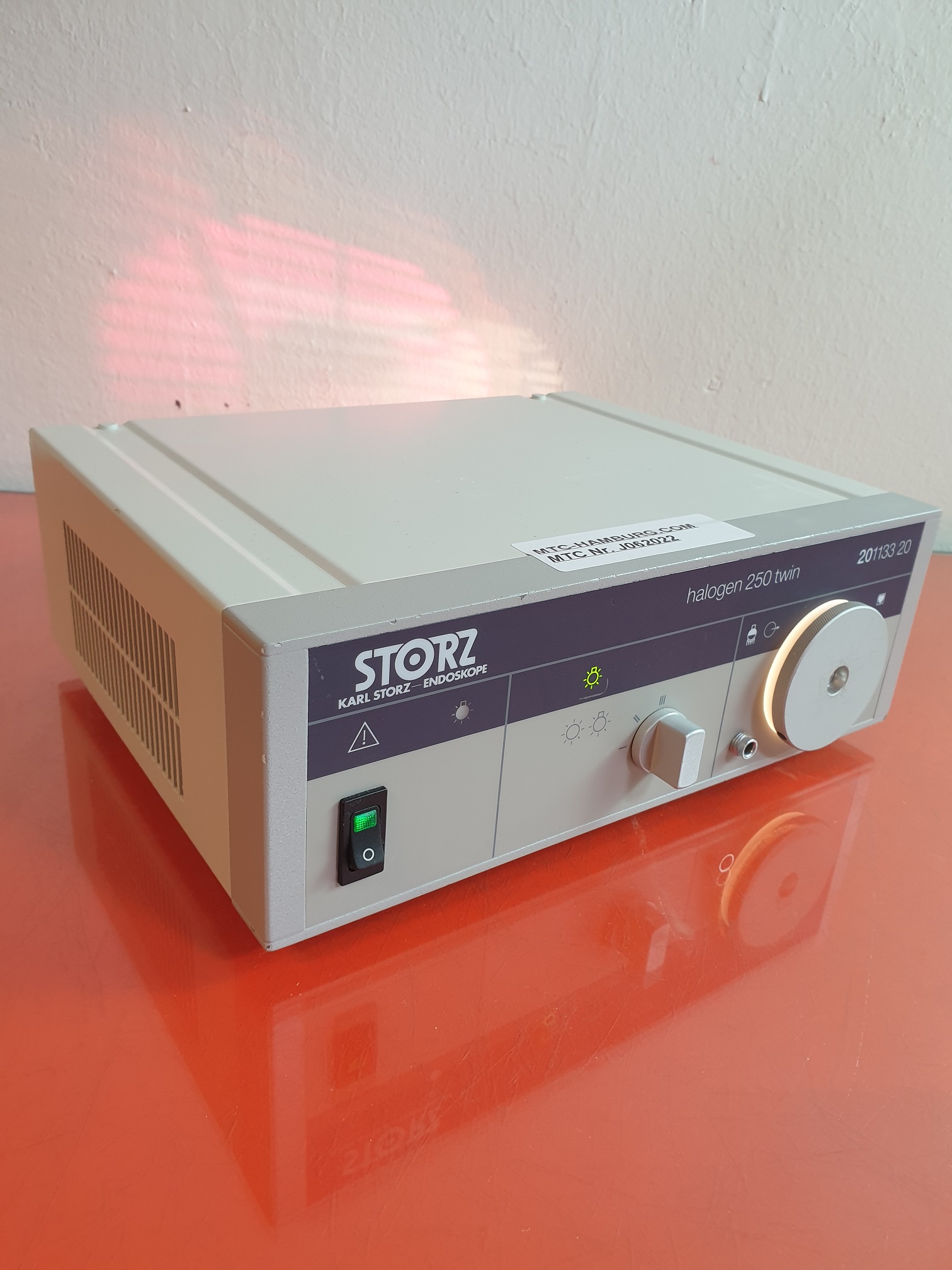Storz 201133 20 // 20113320 – Endoskopie Light Source – – Halogen 250 – thumbnail 2