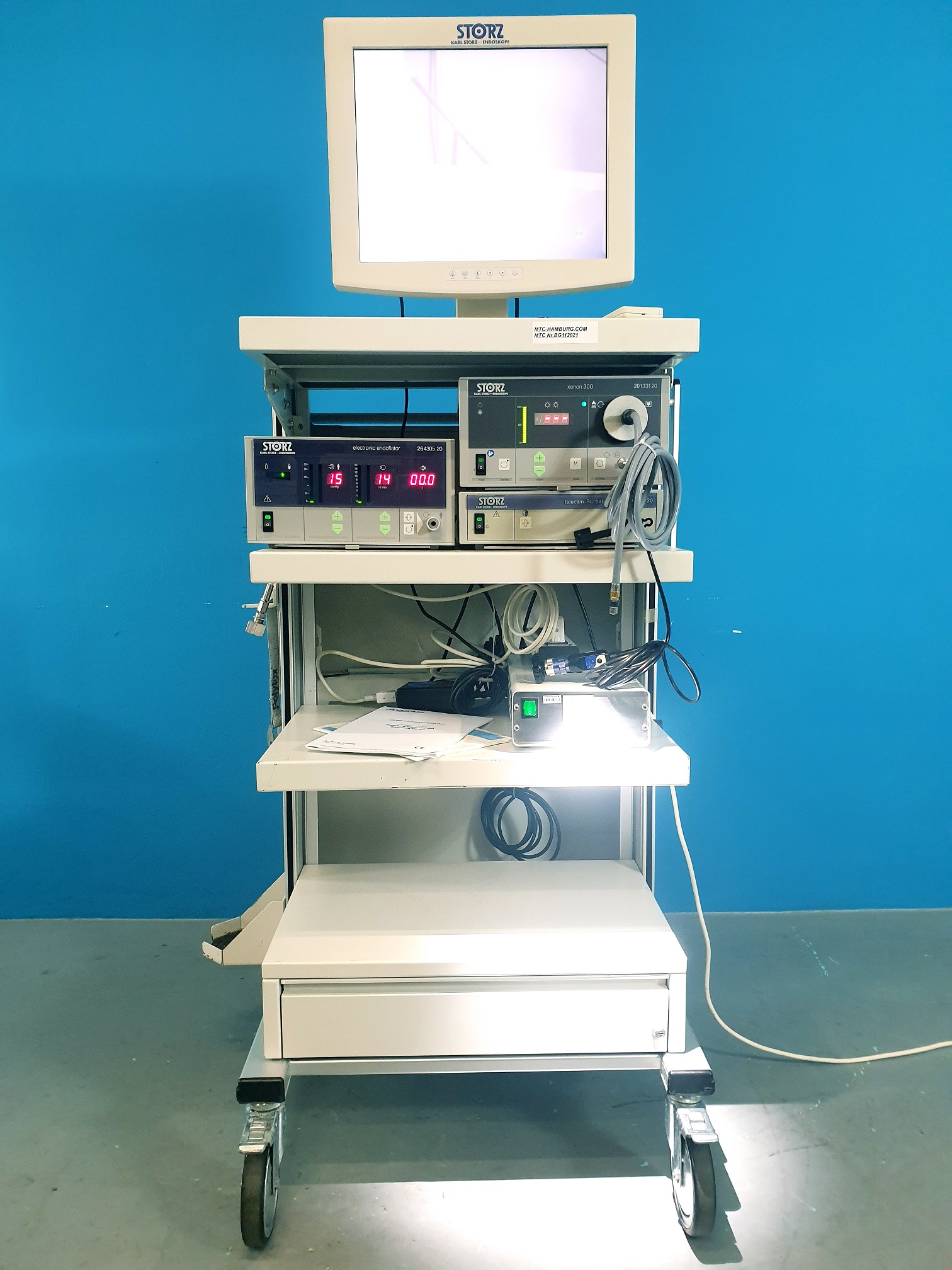 STORZ Xenon 300 + Electronic Endoflator + Telecam SL PAL + Trenntrafo — image 1 of 10