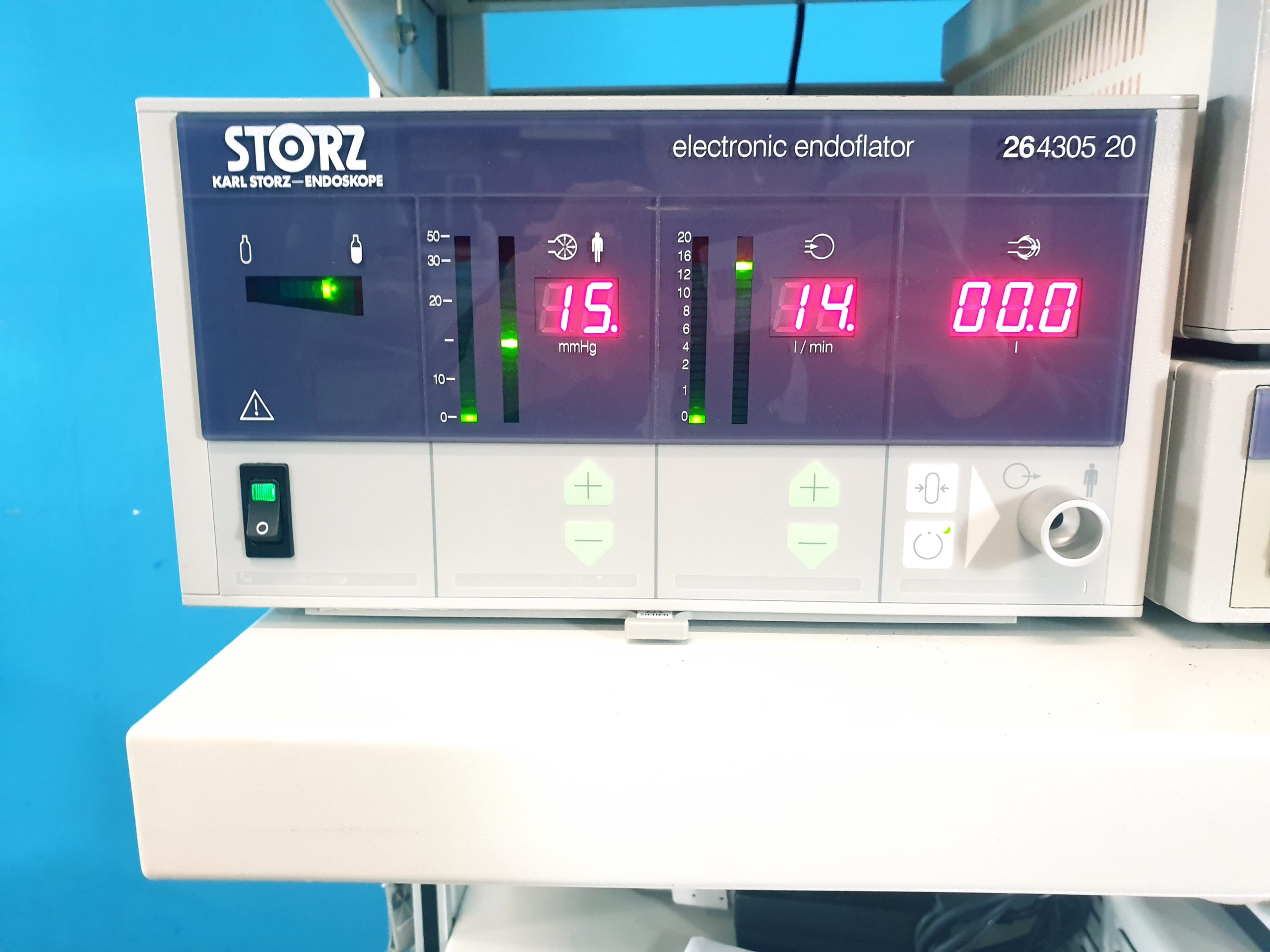 STORZ Xenon 300 + Electronic Endoflator + Telecam SL PAL + Trenntrafo thumbnail 3