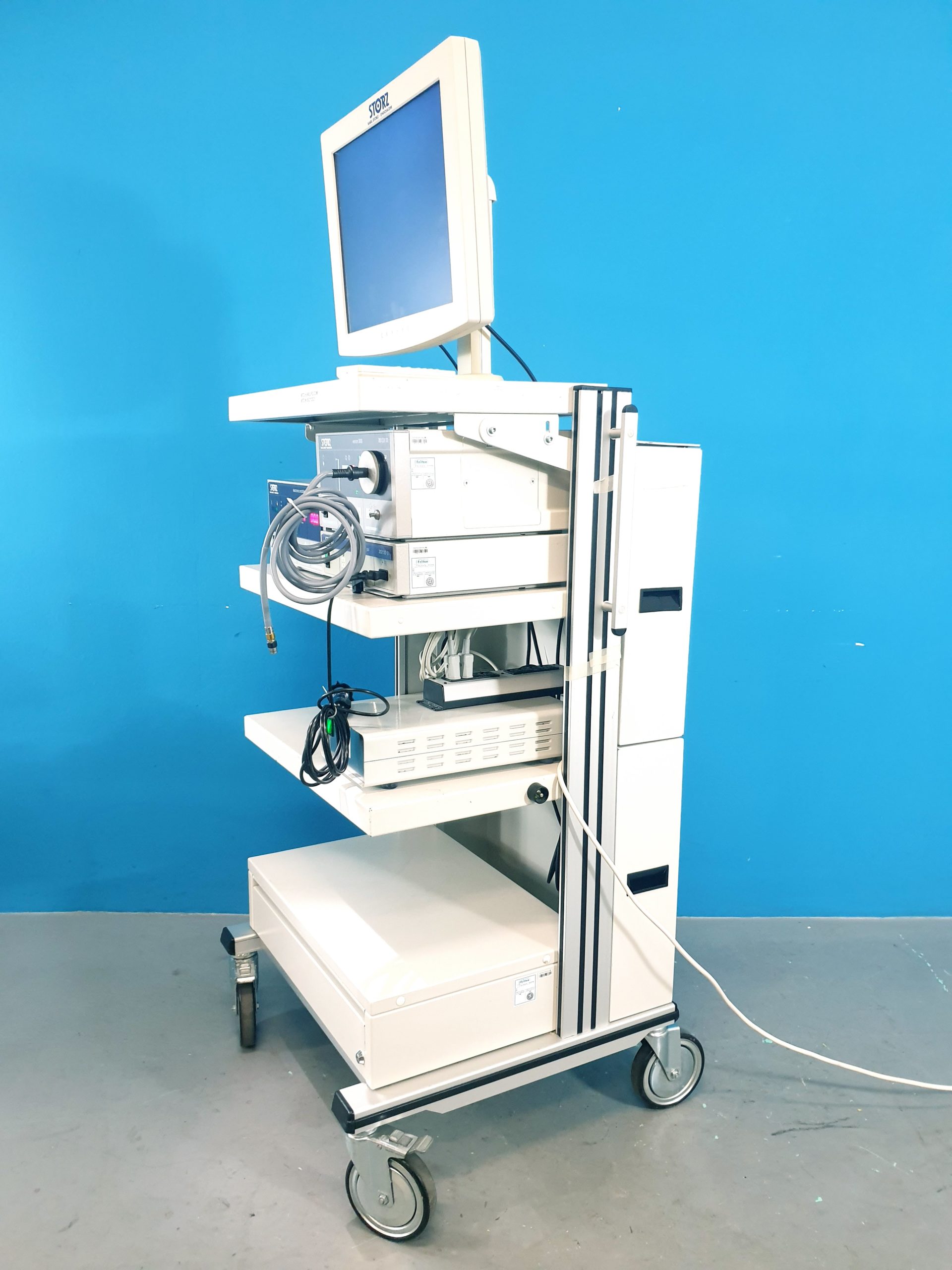STORZ Xenon 300 + Electronic Endoflator + Telecam SL PAL + Trenntrafo thumbnail 8