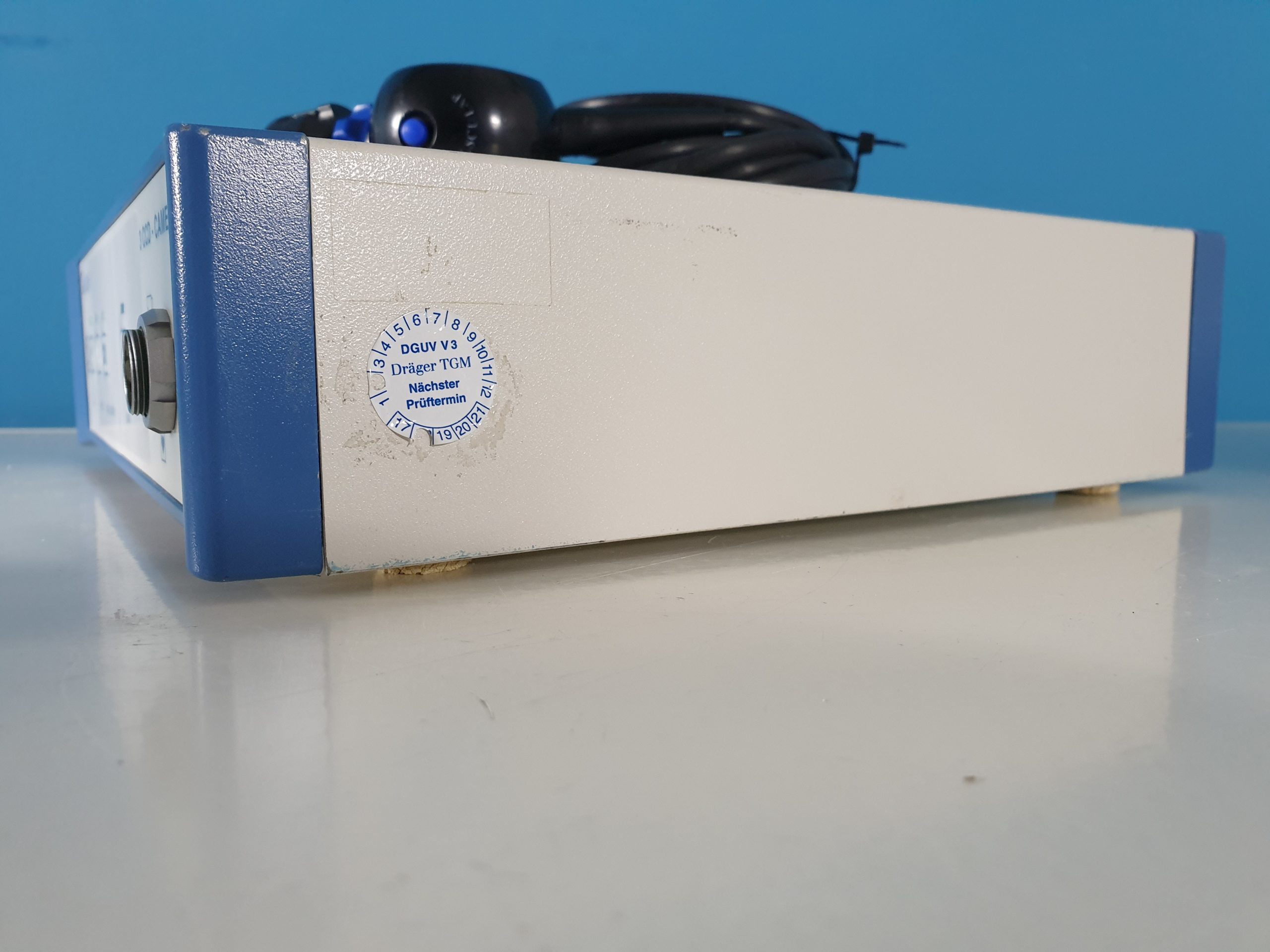 Aesculap 3 CCD – CAMERA – PV 410 // PV410 Endoskopie Kamerasystem Prozessor processor mit Kamerkopf thumbnail 2