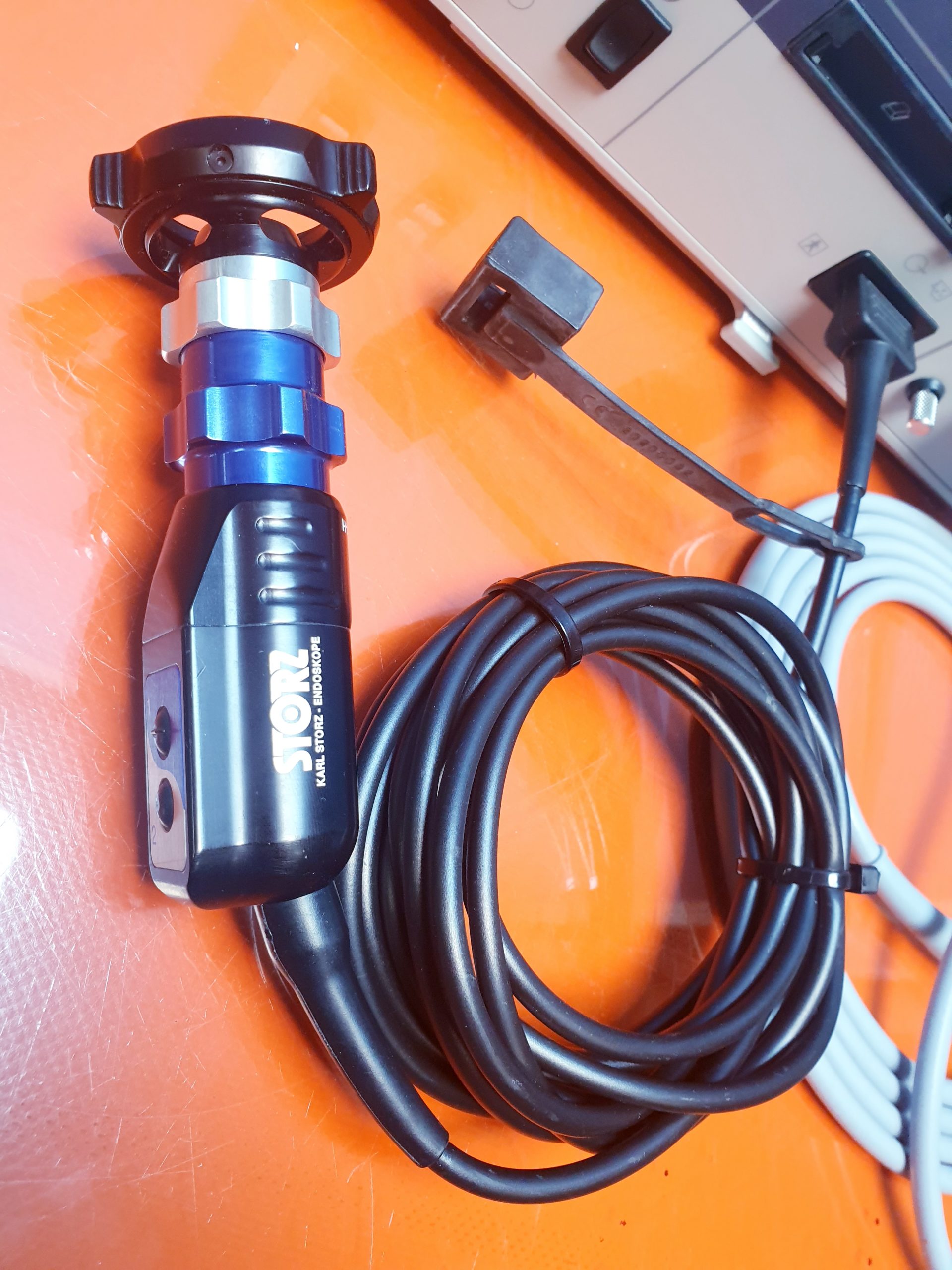 STORZ tele pack pal 20043020 mit STORZ telecam 20212030 Kamera Kopf und Lichtleiter thumbnail 3
