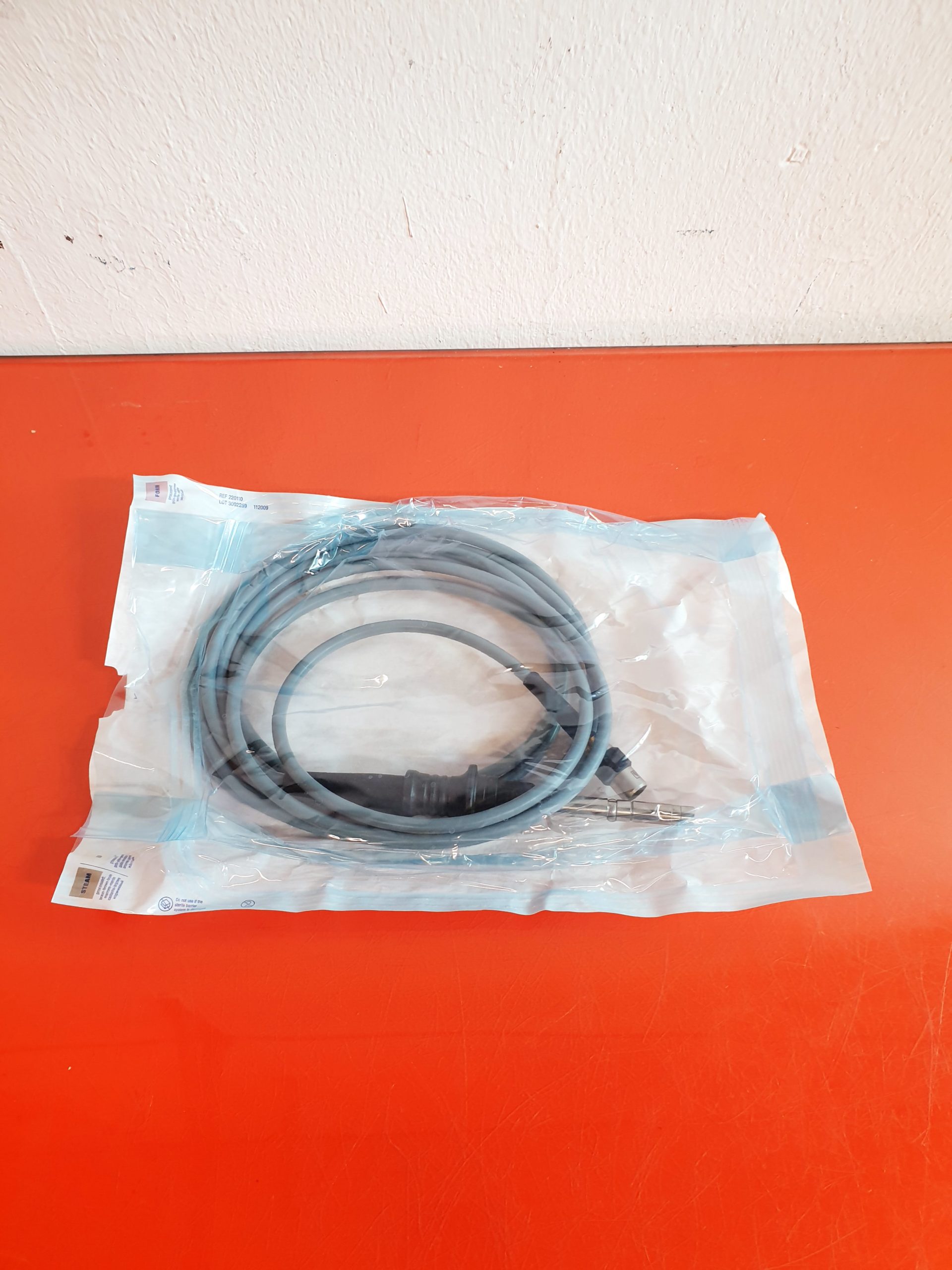 Olympus WA03200A Fiber Optic Light Cable 3mmx300 mm size S, Autoclavable (D445) thumbnail 3