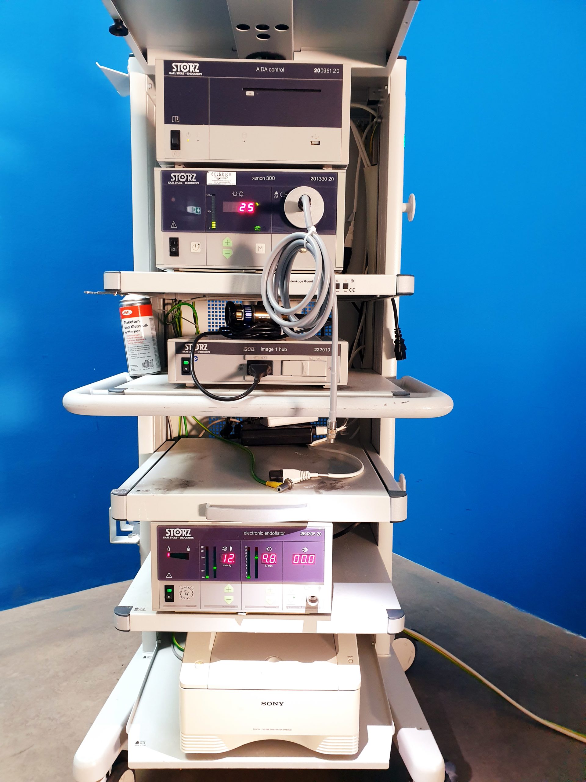 karl Storz Laparaskopie Turm / Image 1 hub 222010 20 + h3 Kamerakopf, 201330 20 Xenon 300, 264305 20Electronic Endoflator, 200961 20 Aida Control, …. thumbnail 4