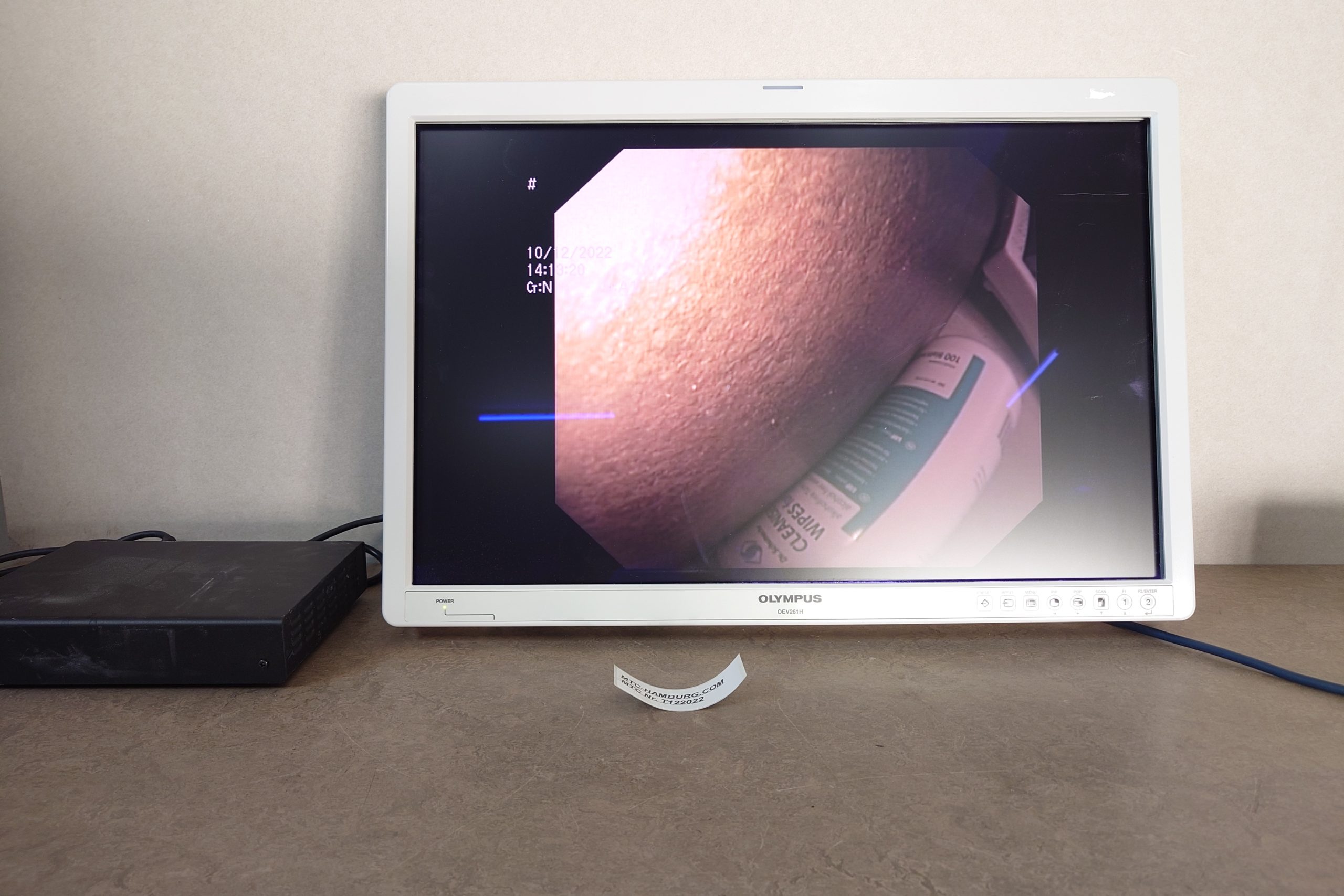 Olympus OEV261H 26 LCD Color Monitor — image 1 of 8