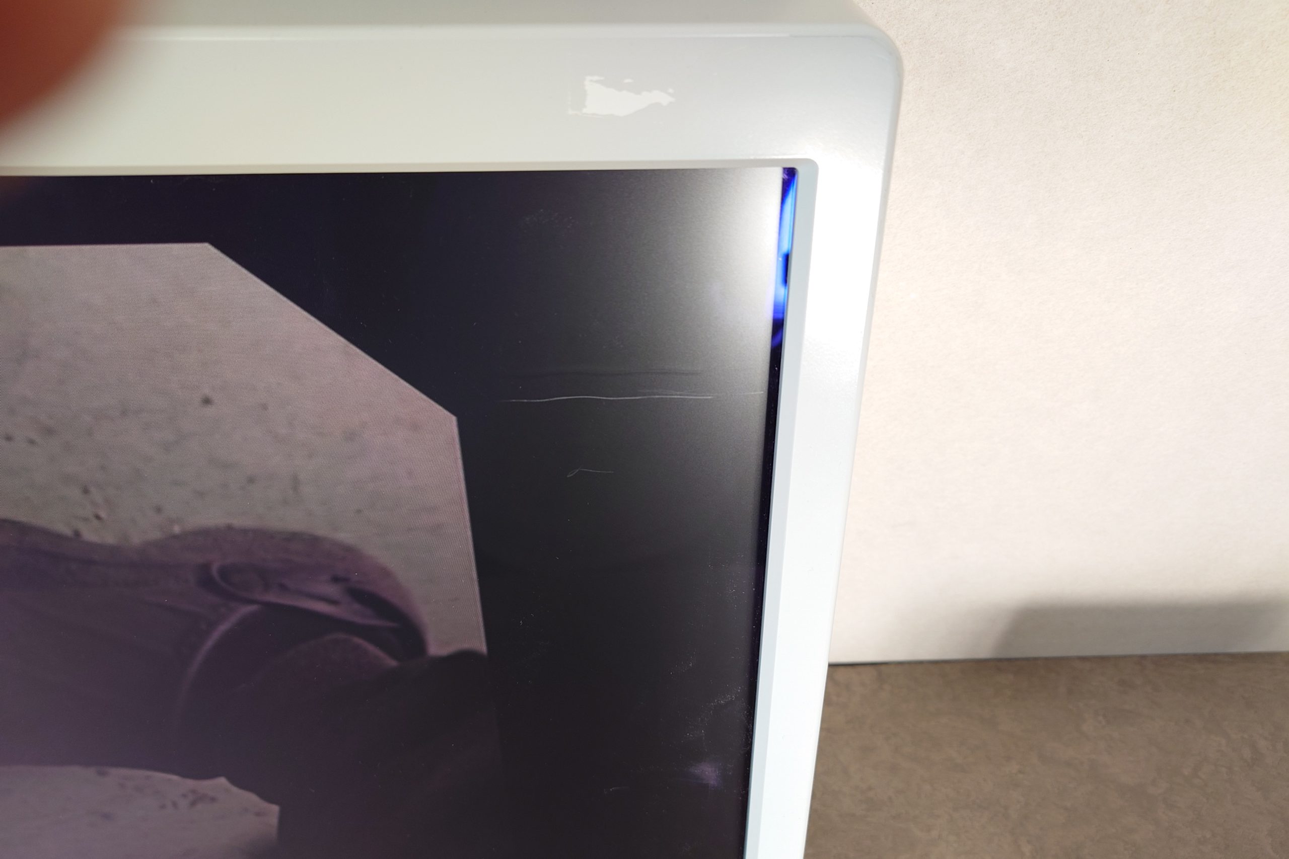 Olympus OEV261H 26 LCD Color Monitor thumbnail 2