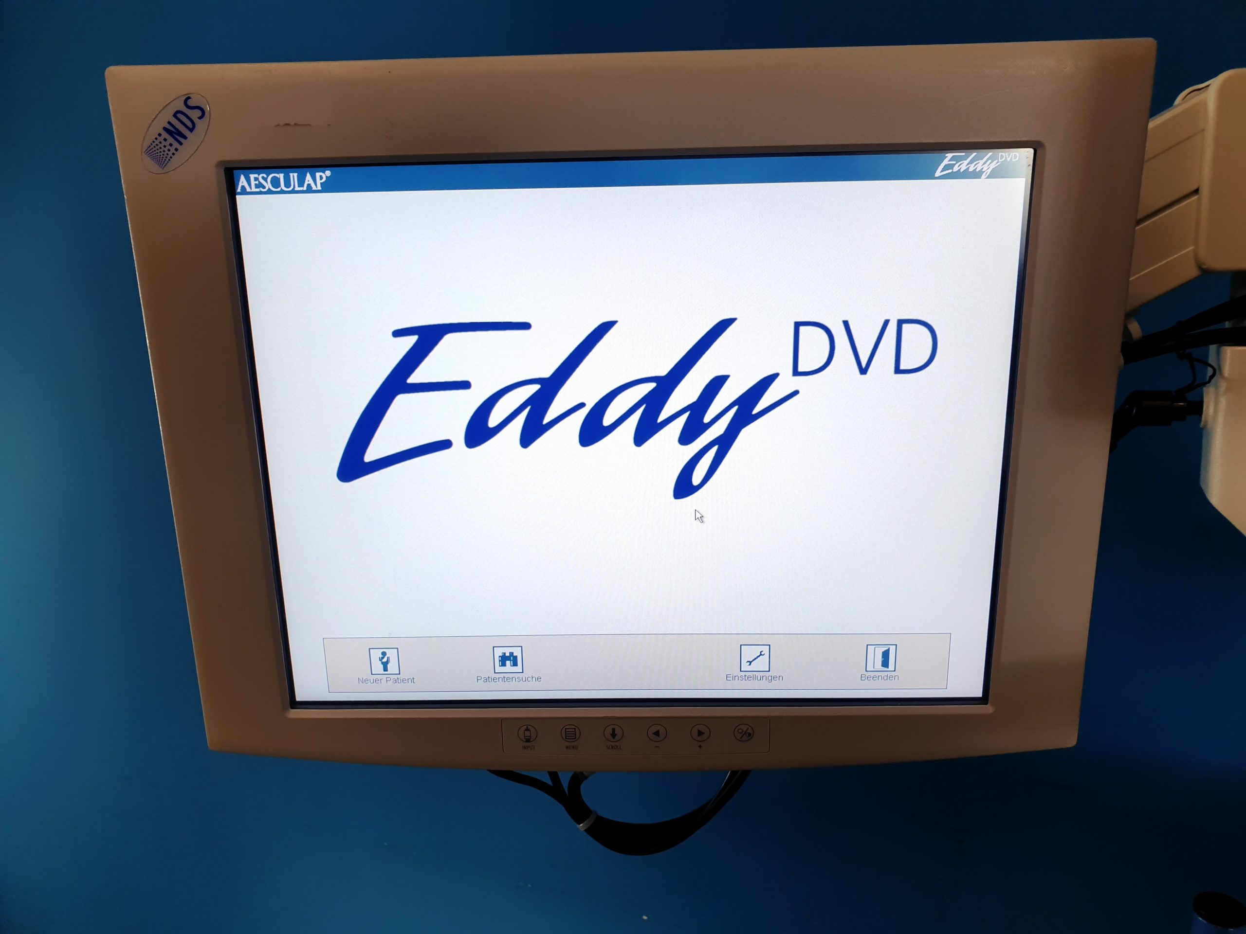Aesculap Full HD 3CCD Camera PV442, PV126S, Eddy DVD, Multi Flow PG130, PV820, Axel 180 Turm thumbnail 8