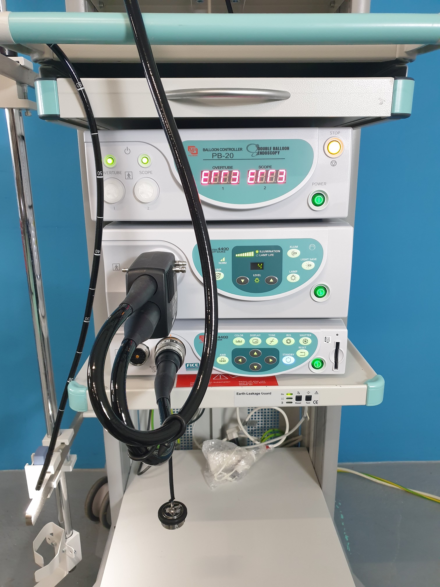 Fujinon Turm – VP-4400 HD Processor, Fujinon XL-4400 HD Light Source, Ballon Controller BP-20, Tastatur DK-4400, EN-450P 5/20 Ballon-Videoendoskop, CDL-1904A thumbnail 2