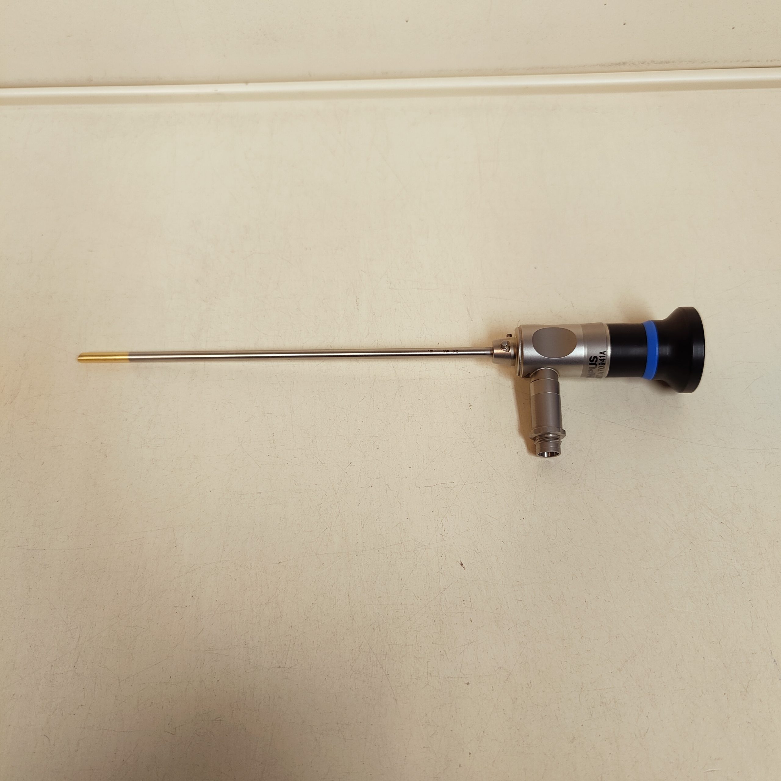 Olympus A70941A 30° autoklavierbar Arthroscope // Arthroskop — image 1 of 4