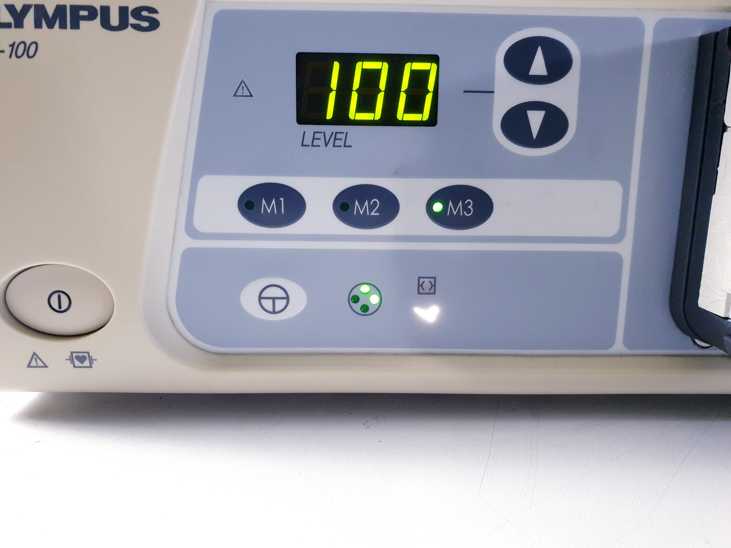 Olympus AFU-100 Endoscopic Flushing Pump thumbnail 2