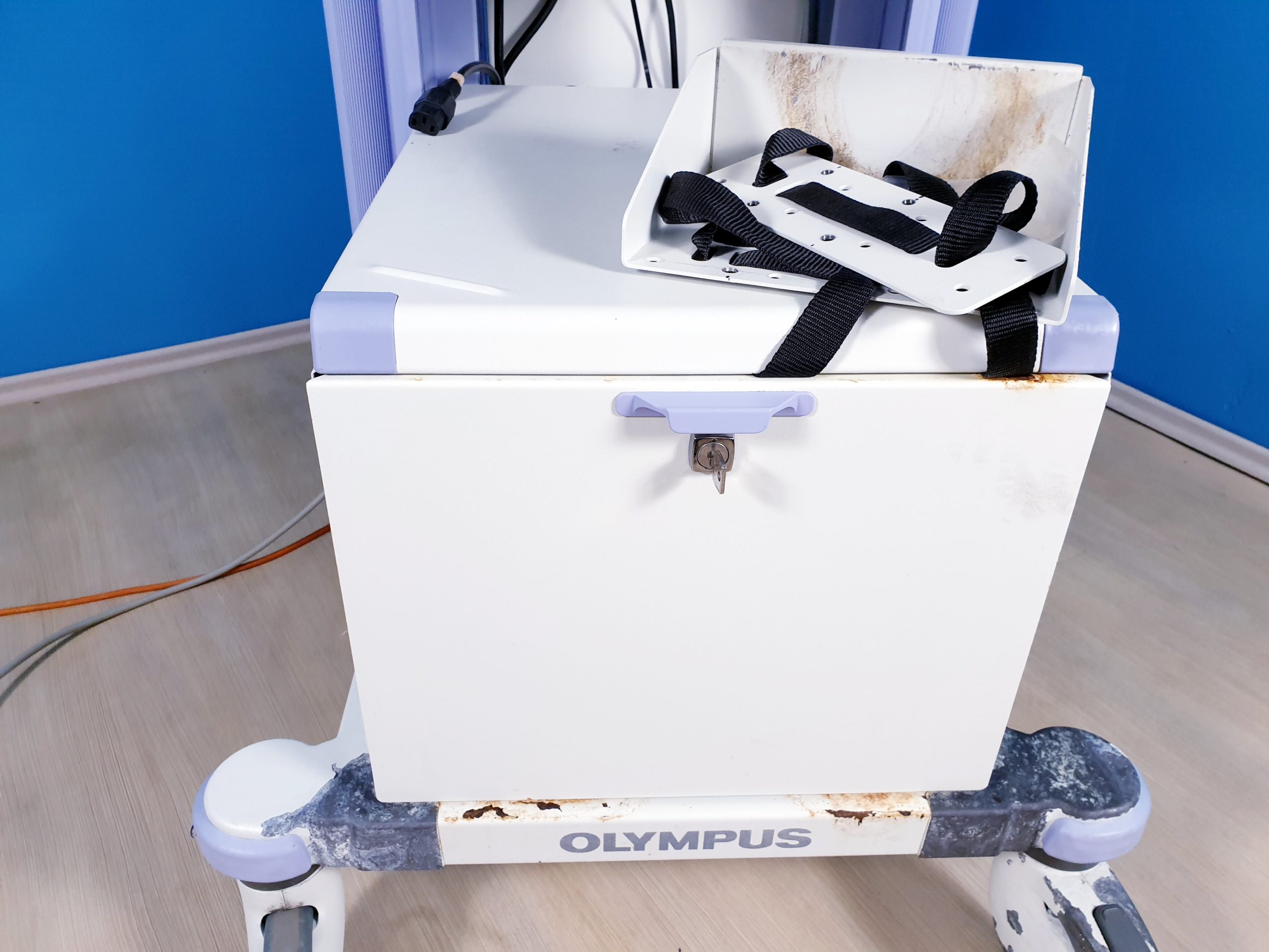Olympus Evis Exera II CV-180 , CLV-180 + MAJ-1430 + Tastatur+ canvys MD-DFM24 thumbnail 3