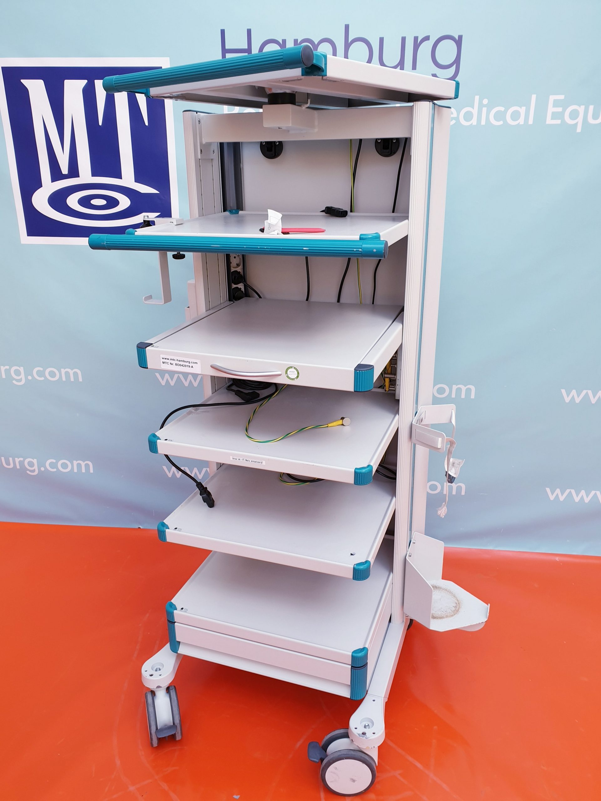 ITD VW5410.01 Cart – endoscopy trolly Fahrbar — image 1 of 5