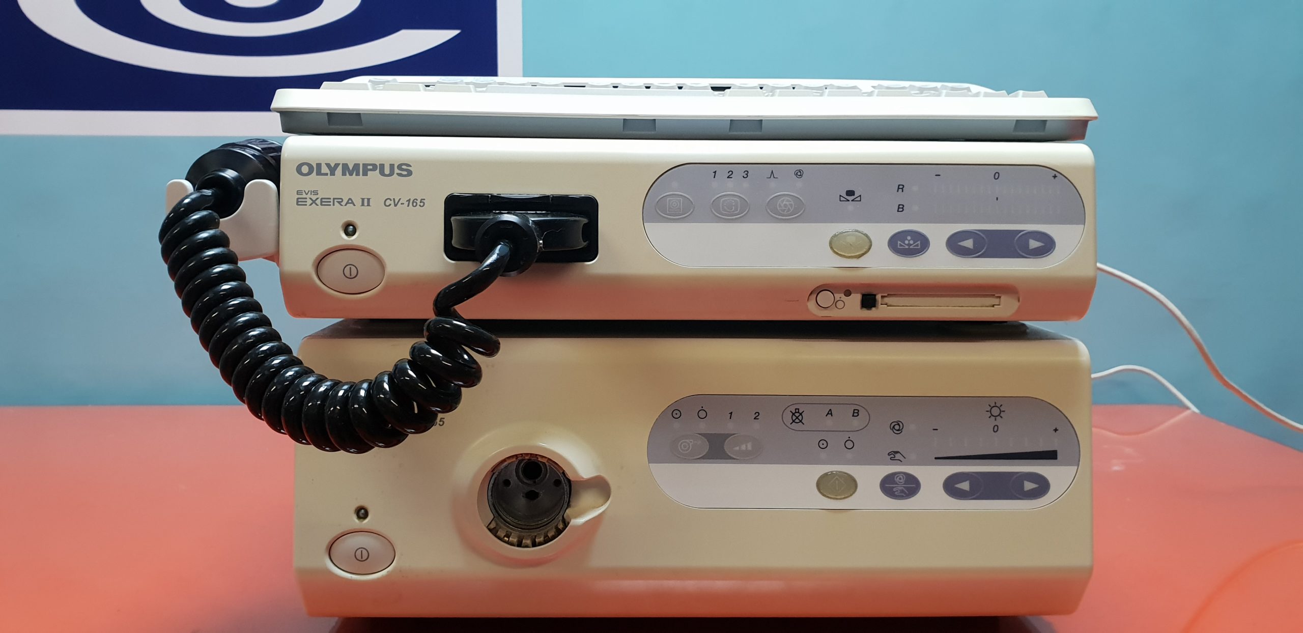 Olympus Exera II CV-165 , CLE-165 inkl. Tastatur + MAJ 1430 Pigtail + MAJ-1411 Lightkabel — image 1 of 6