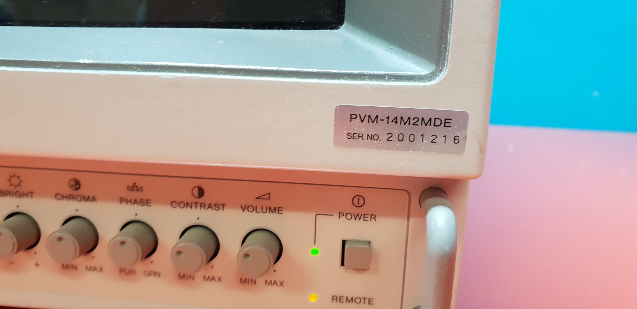 Sony Trinitron PVM-14M2MDE für die Endoskopie thumbnail 3