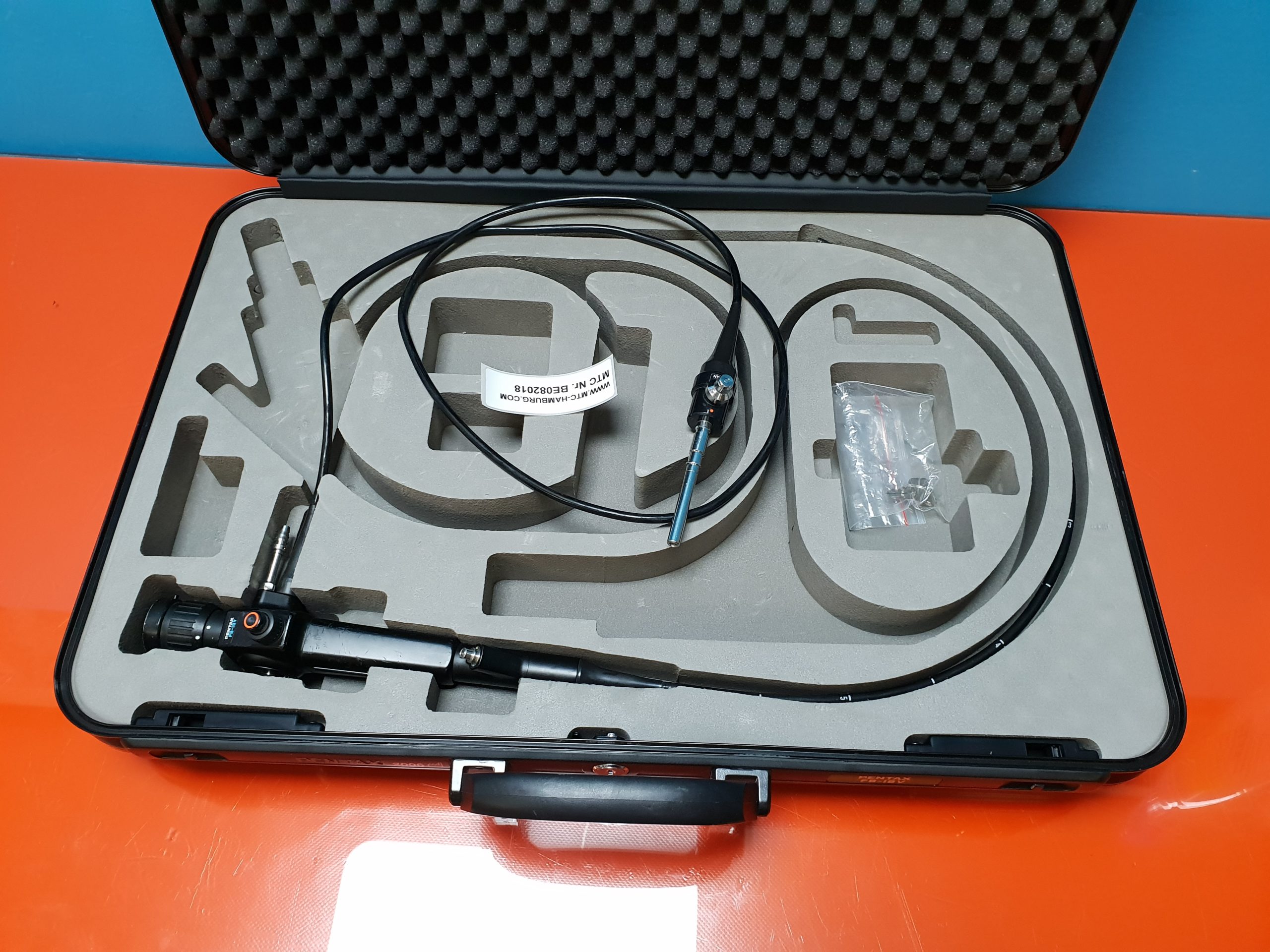 Pentax FB-18V Bronchoscope — image 1 of 7
