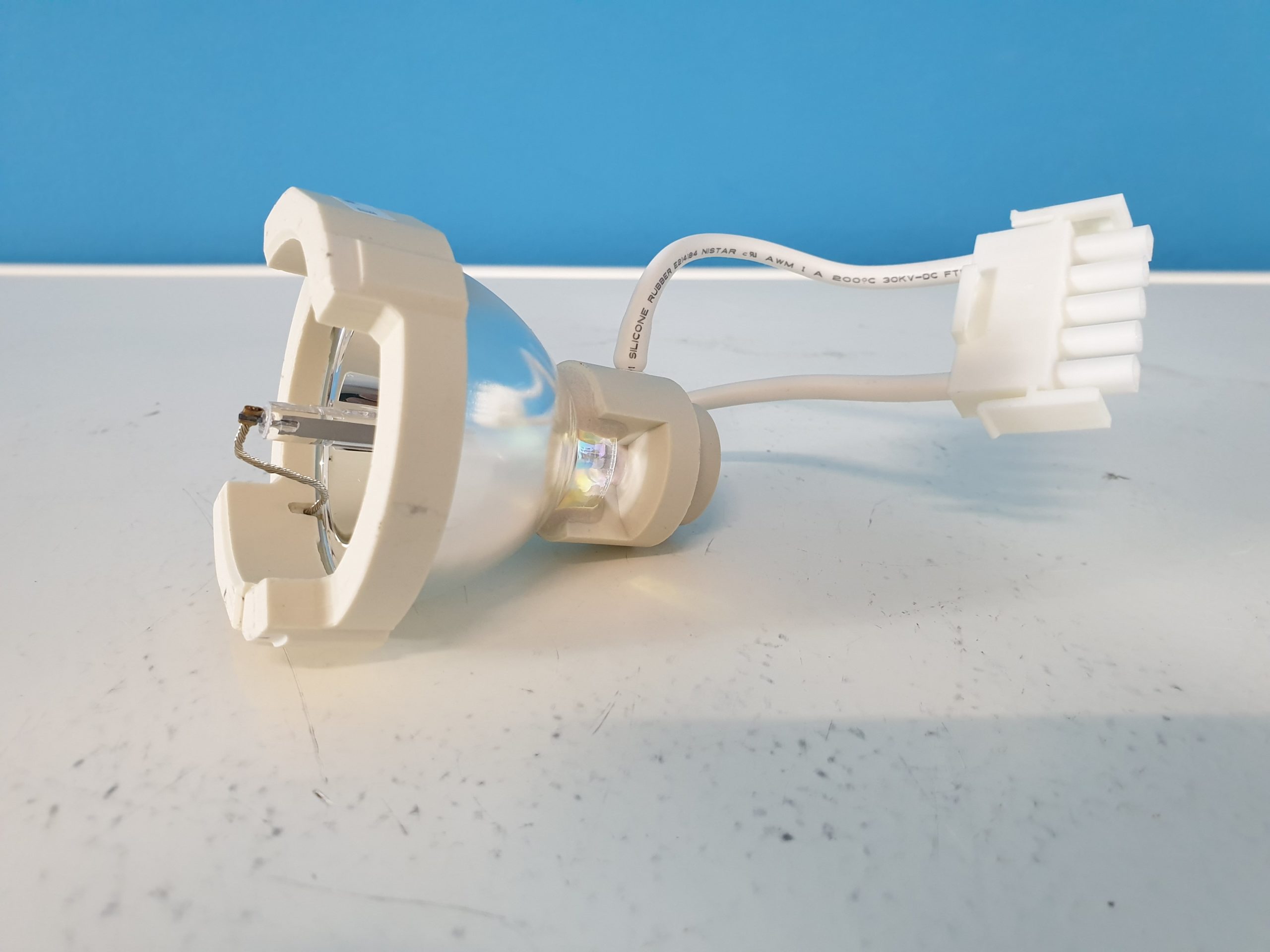 Osram XBO R180W/45C OFR Endoscopy Xenon Short Arc Lamp XBOR180W/45 C — image 1 of 5