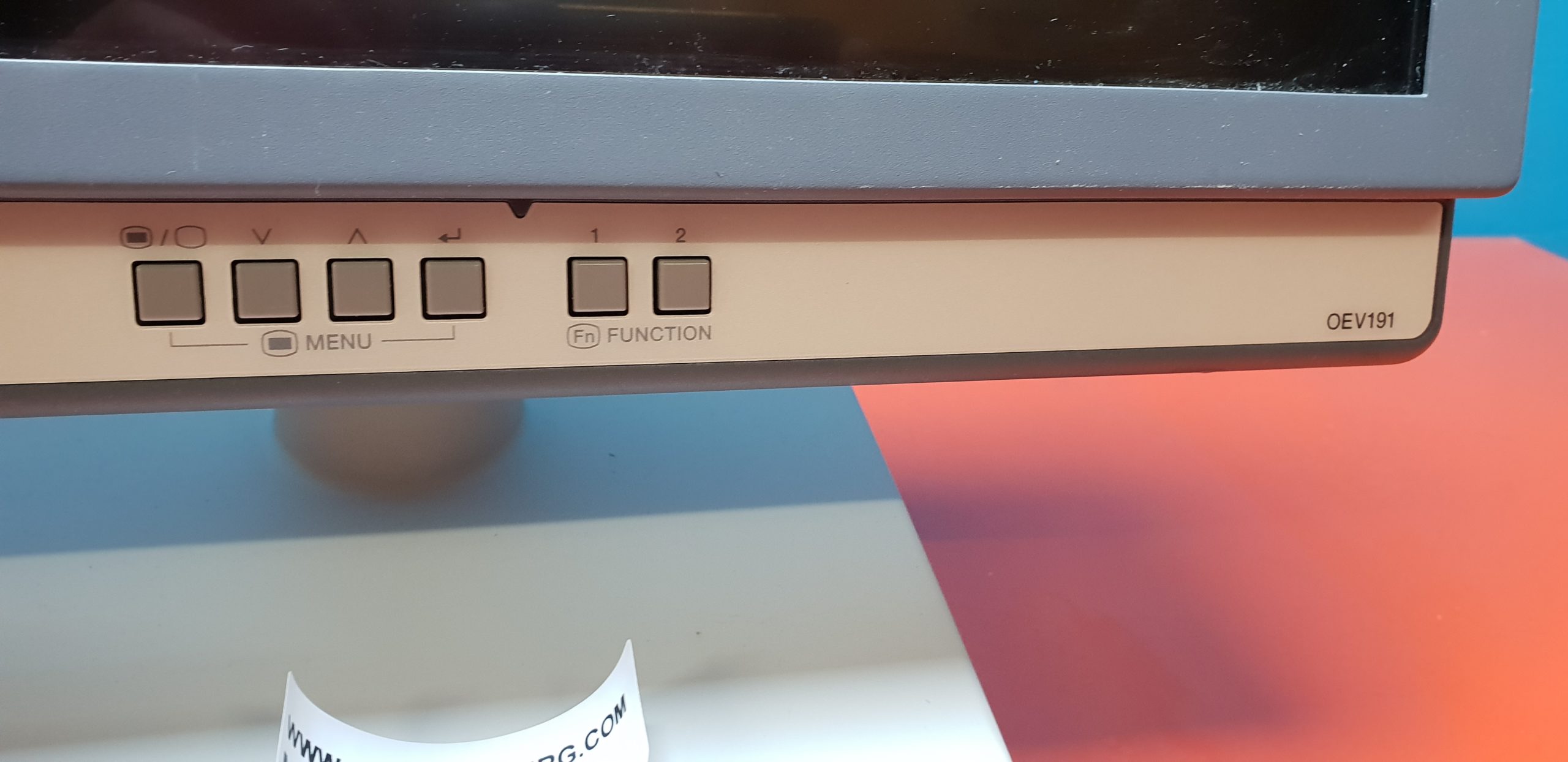 Olympus OEV191H HIGH DEFINITION LCD MONITOR ENDO Surgical thumbnail 2