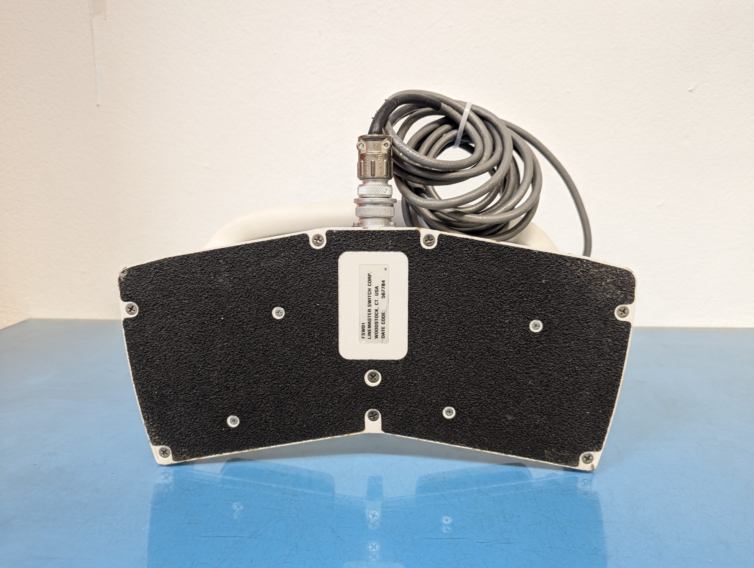 ETHICON 971-SWNOM Aquiline Ultracision Harmonic Scalpel Endo-Surgery Foot Switch thumbnail 7