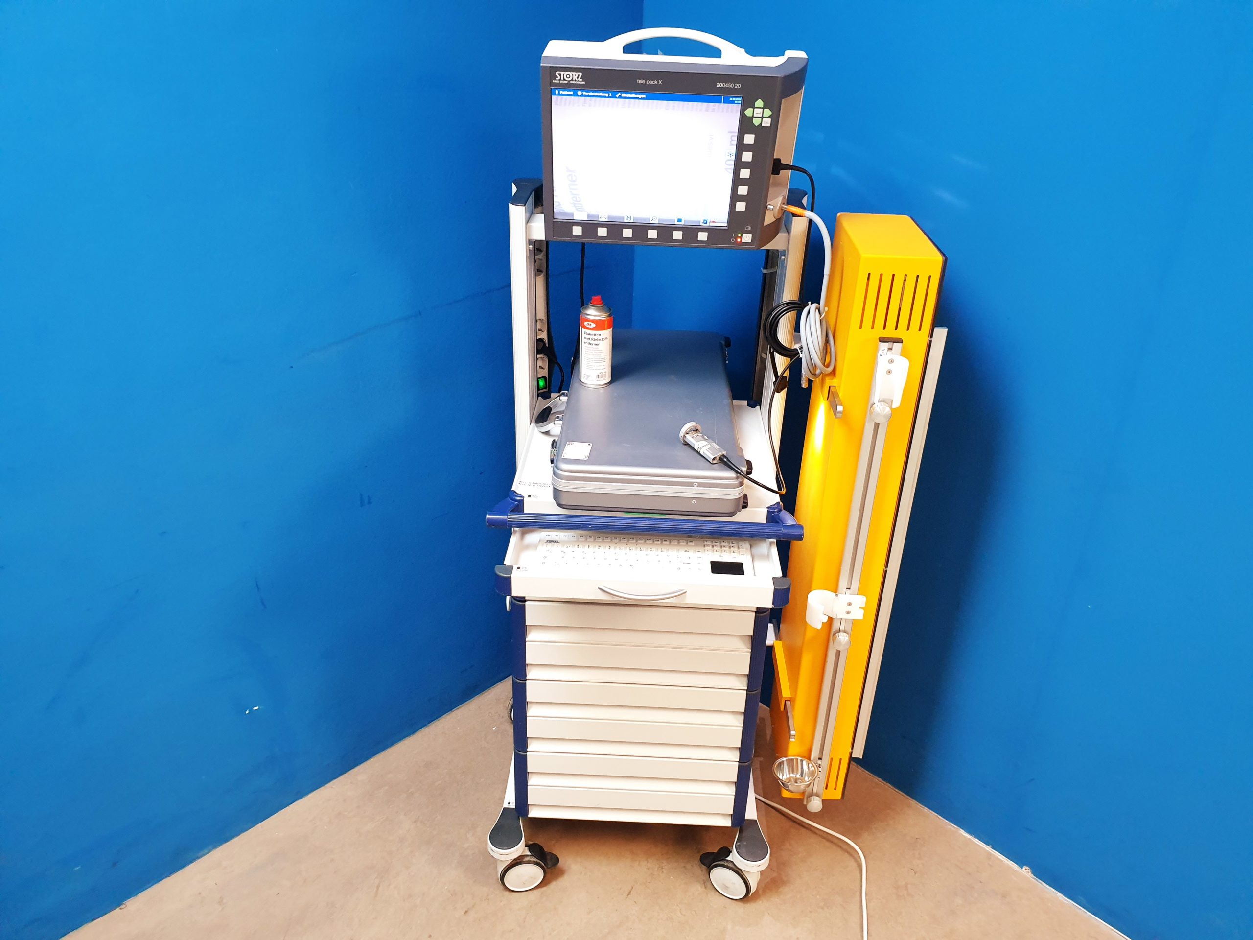 Karl Storz tele pack X 200450 20 + DCI II 20262030 PAL + 11301BN1 — image 1 of 23